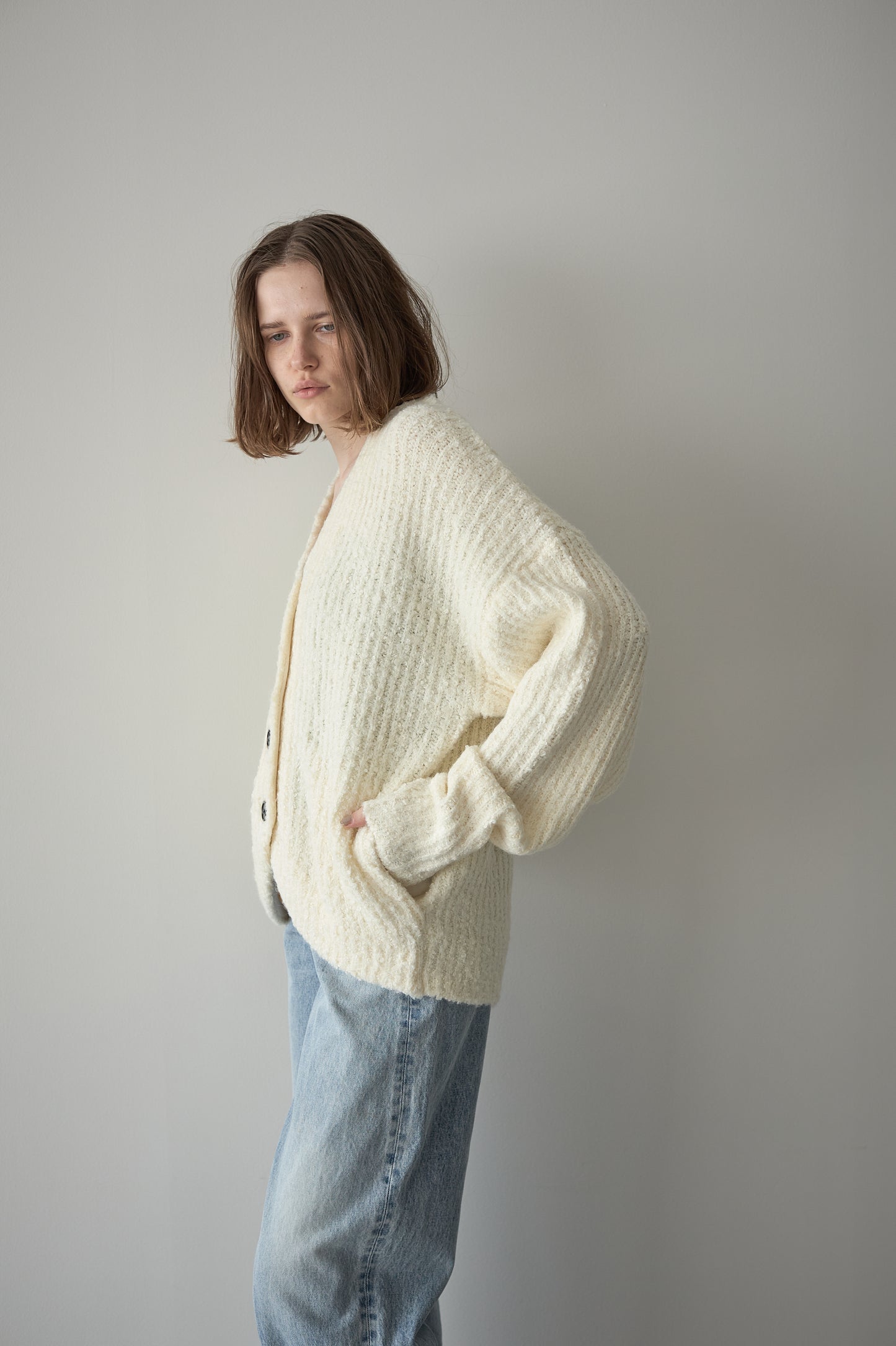 ロングブークレカーディガン【WHITE】