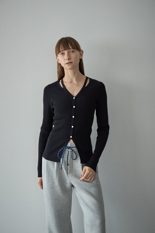 【予約販売11月下旬配送】スリットニット【BLACK】