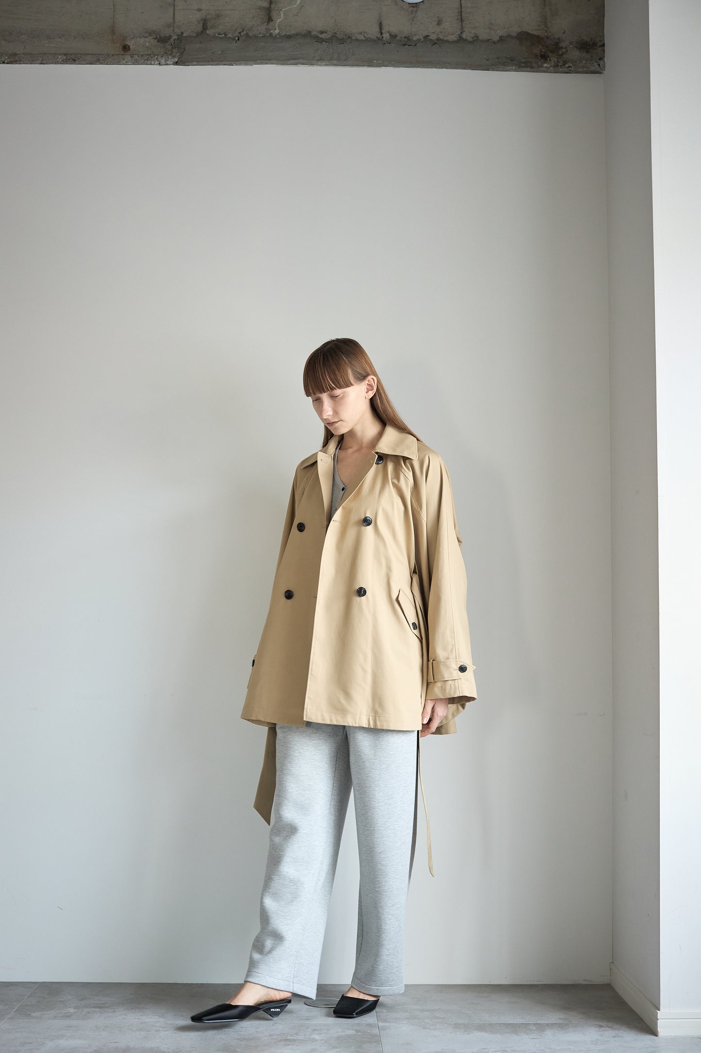 ケープトレンチコート【BEIGE】