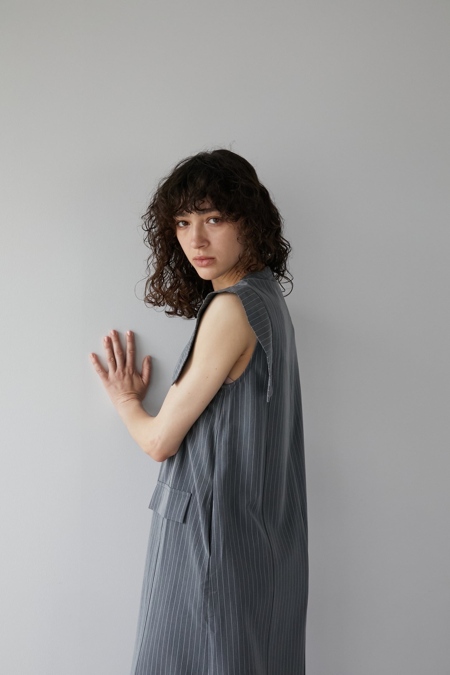 Striped dress [GRAY]