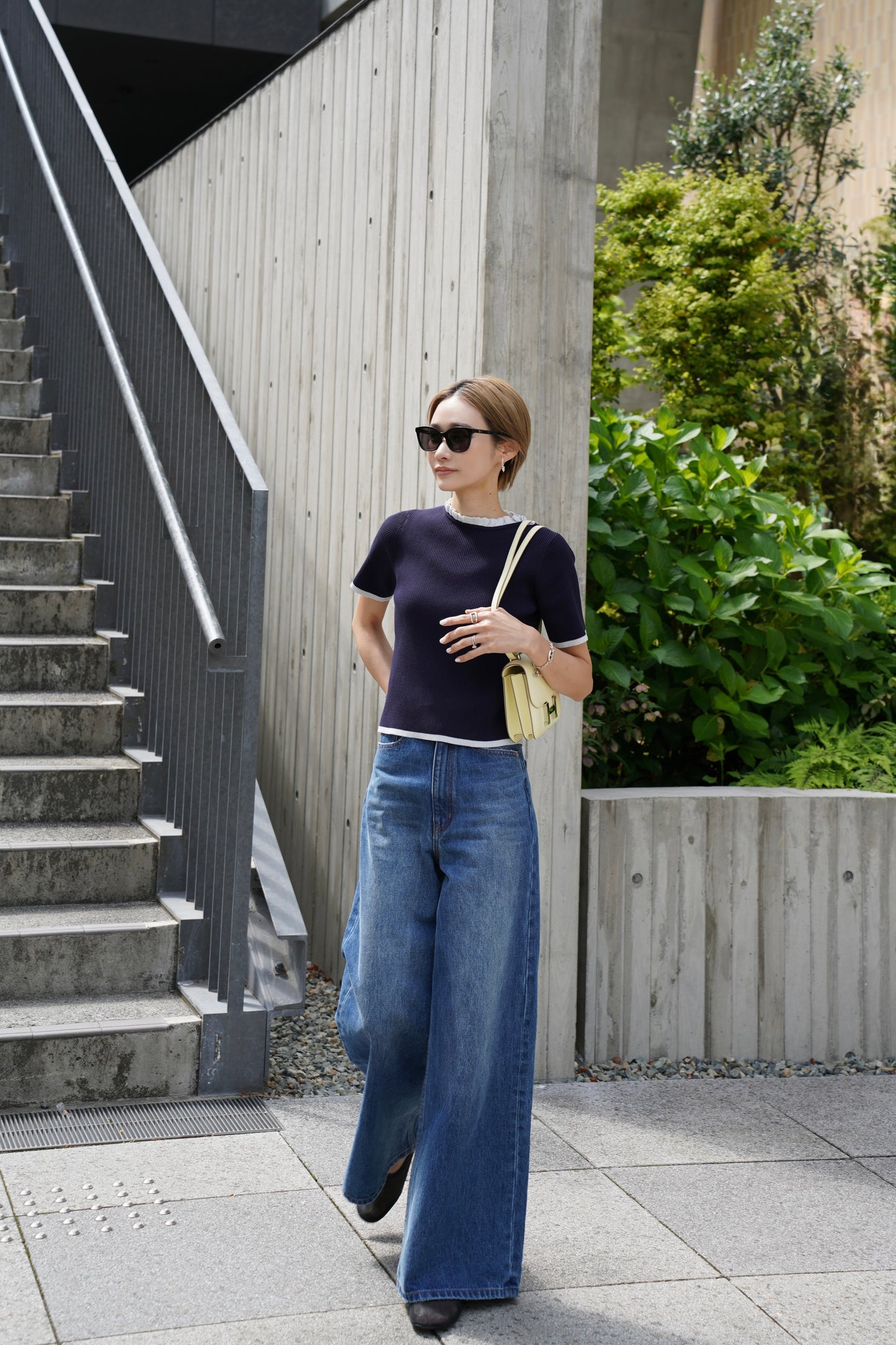 ハーフスリーブフリルニット【NAVY】