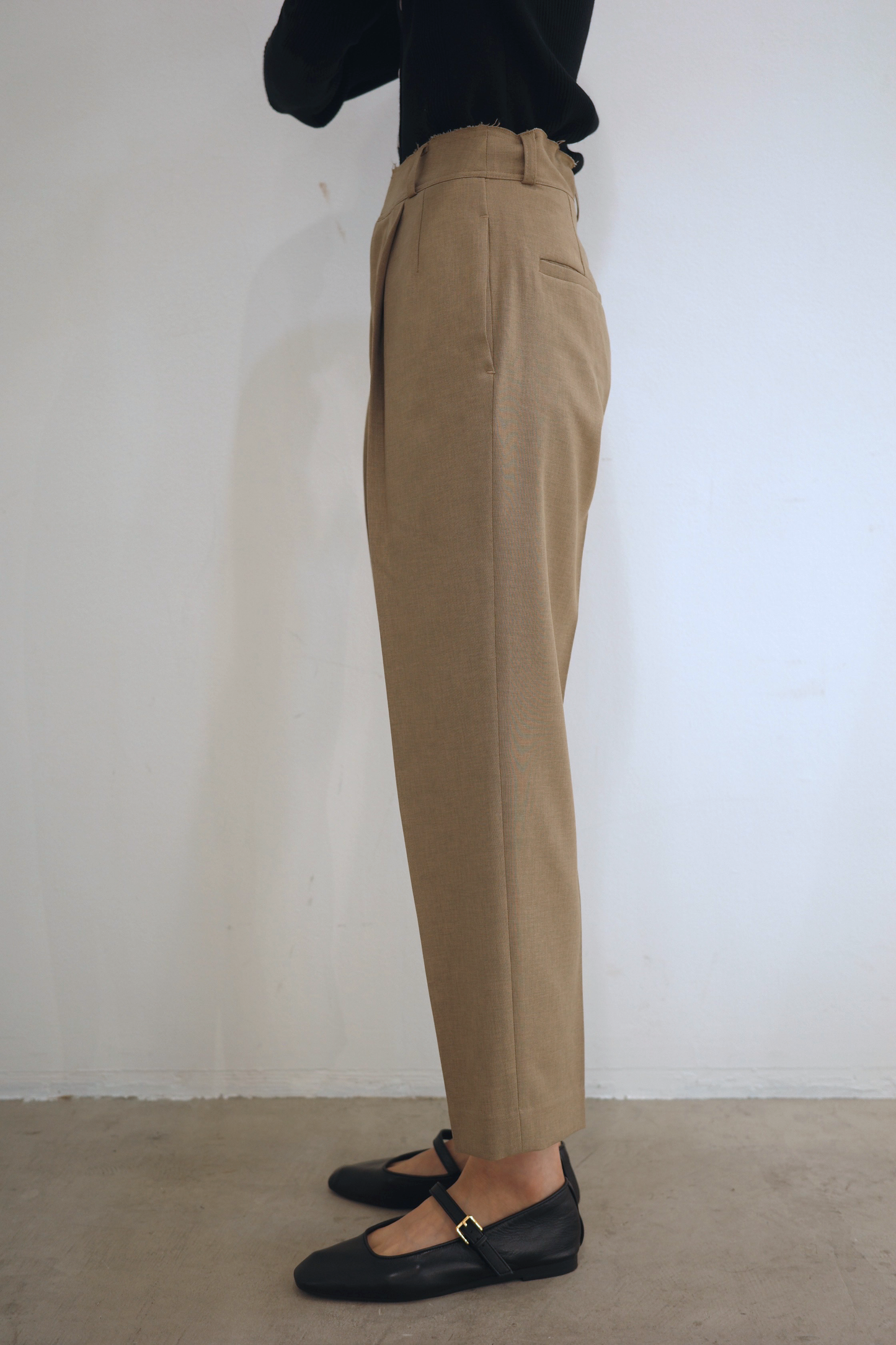 カットオフテーパードPT【BEIGE】