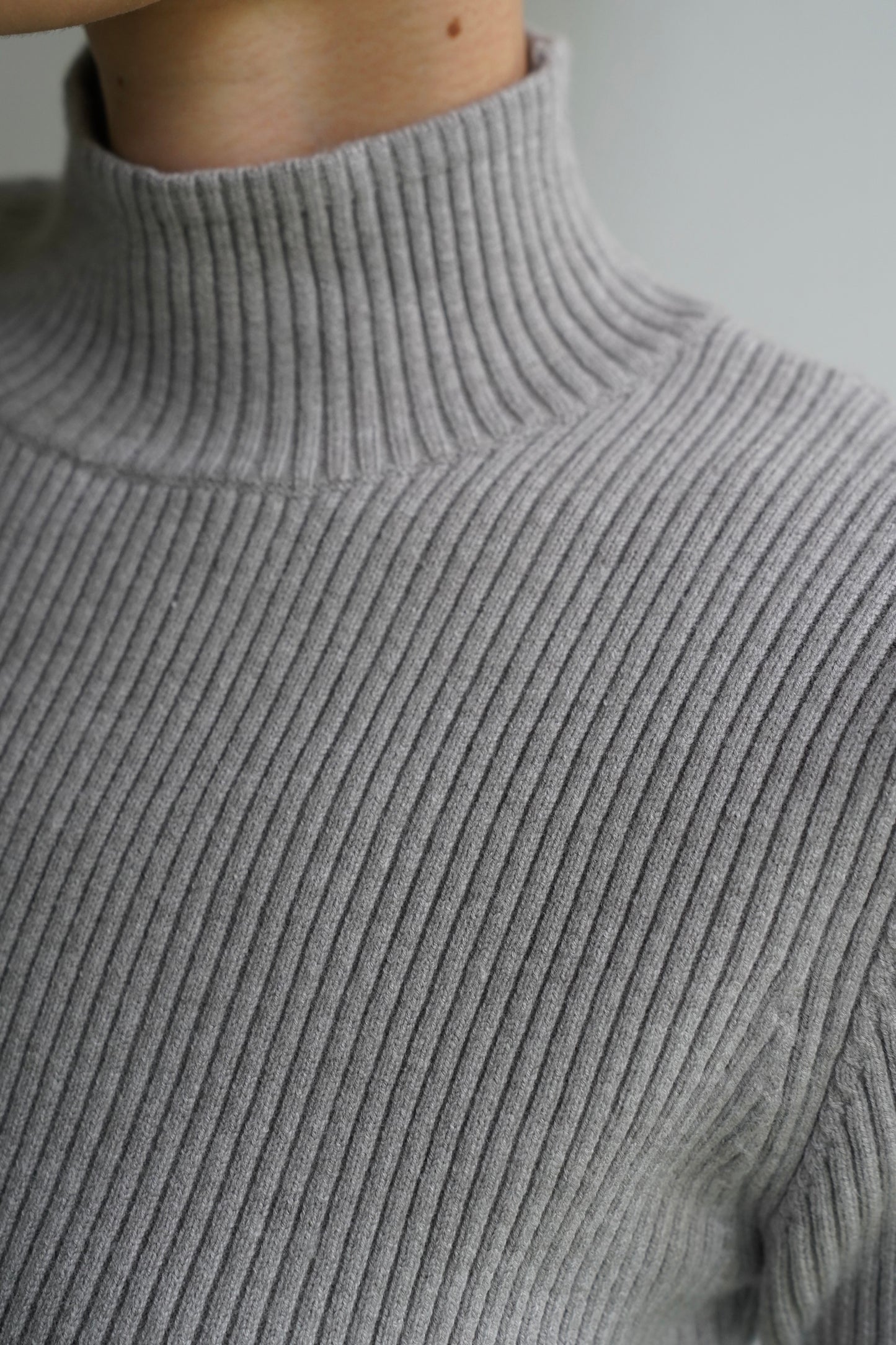 ロングスリーブタートルニット【GRAY】