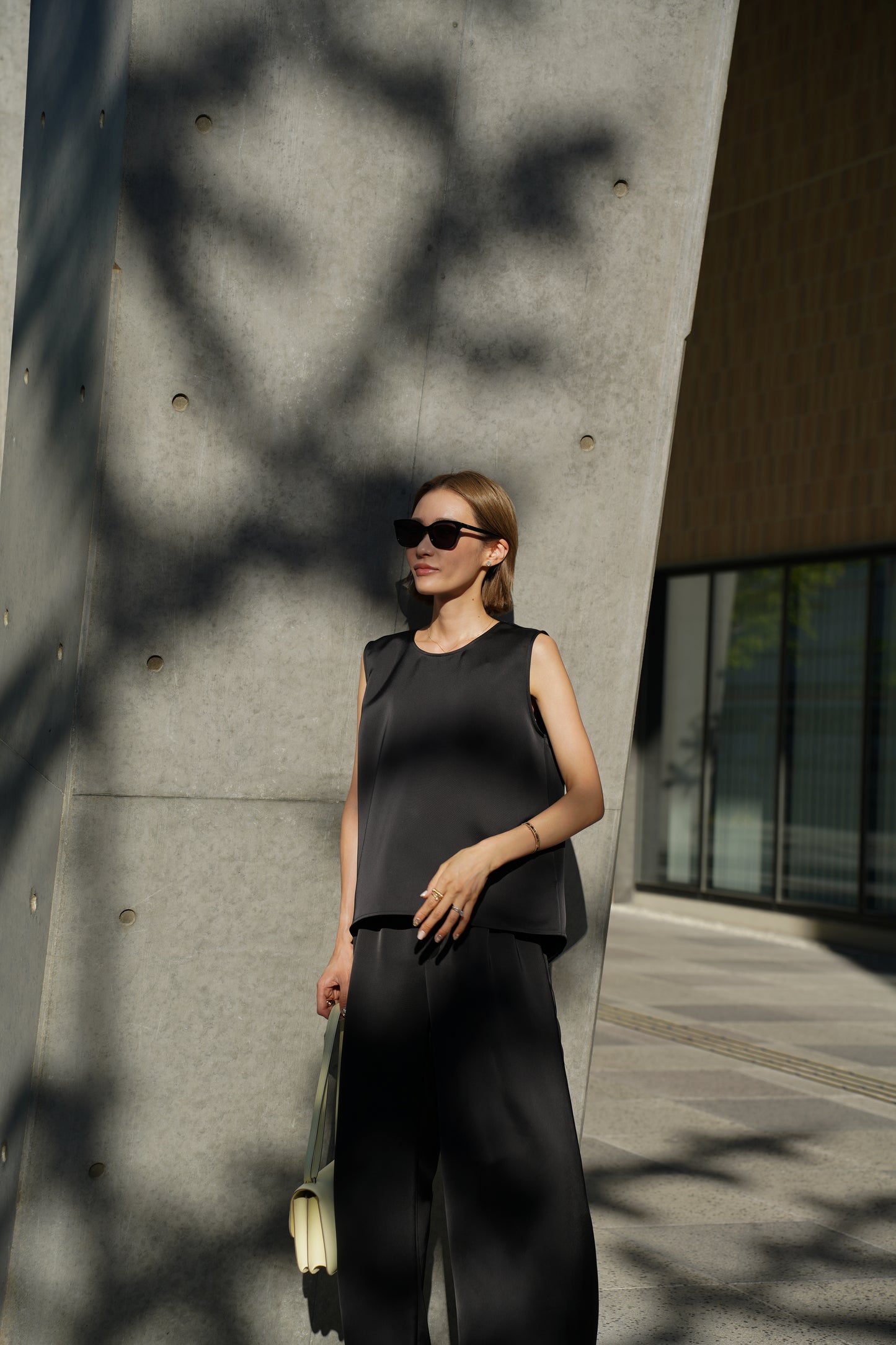 Bicolor sleeveless knit [WHITE]