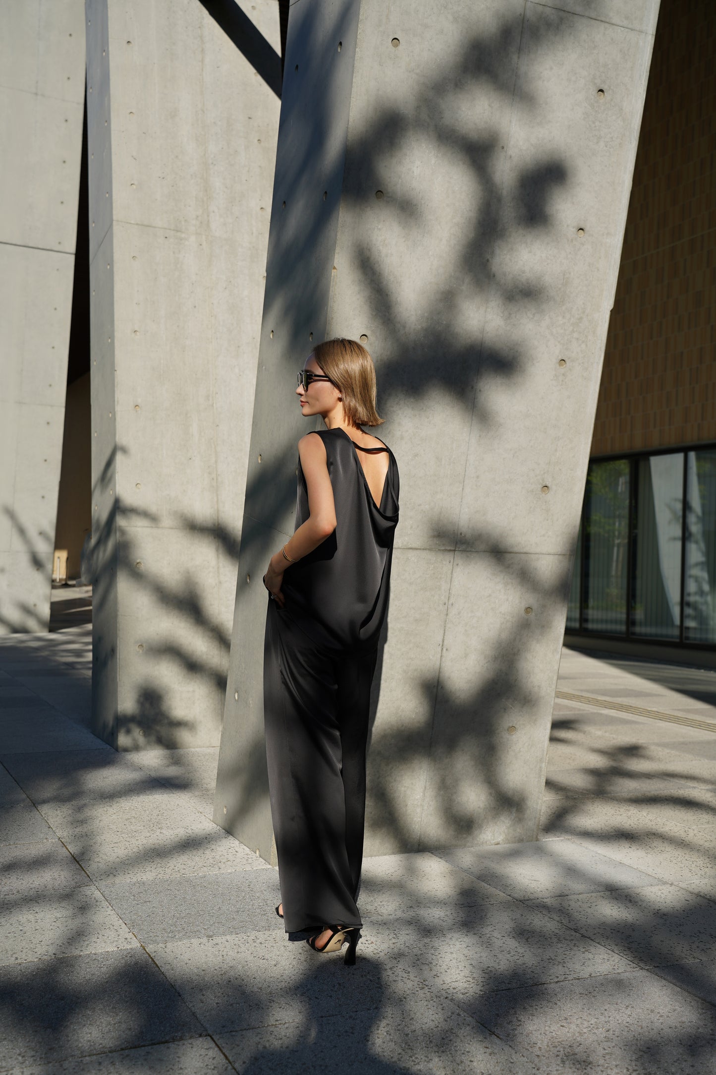 Bicolor sleeveless knit [WHITE]