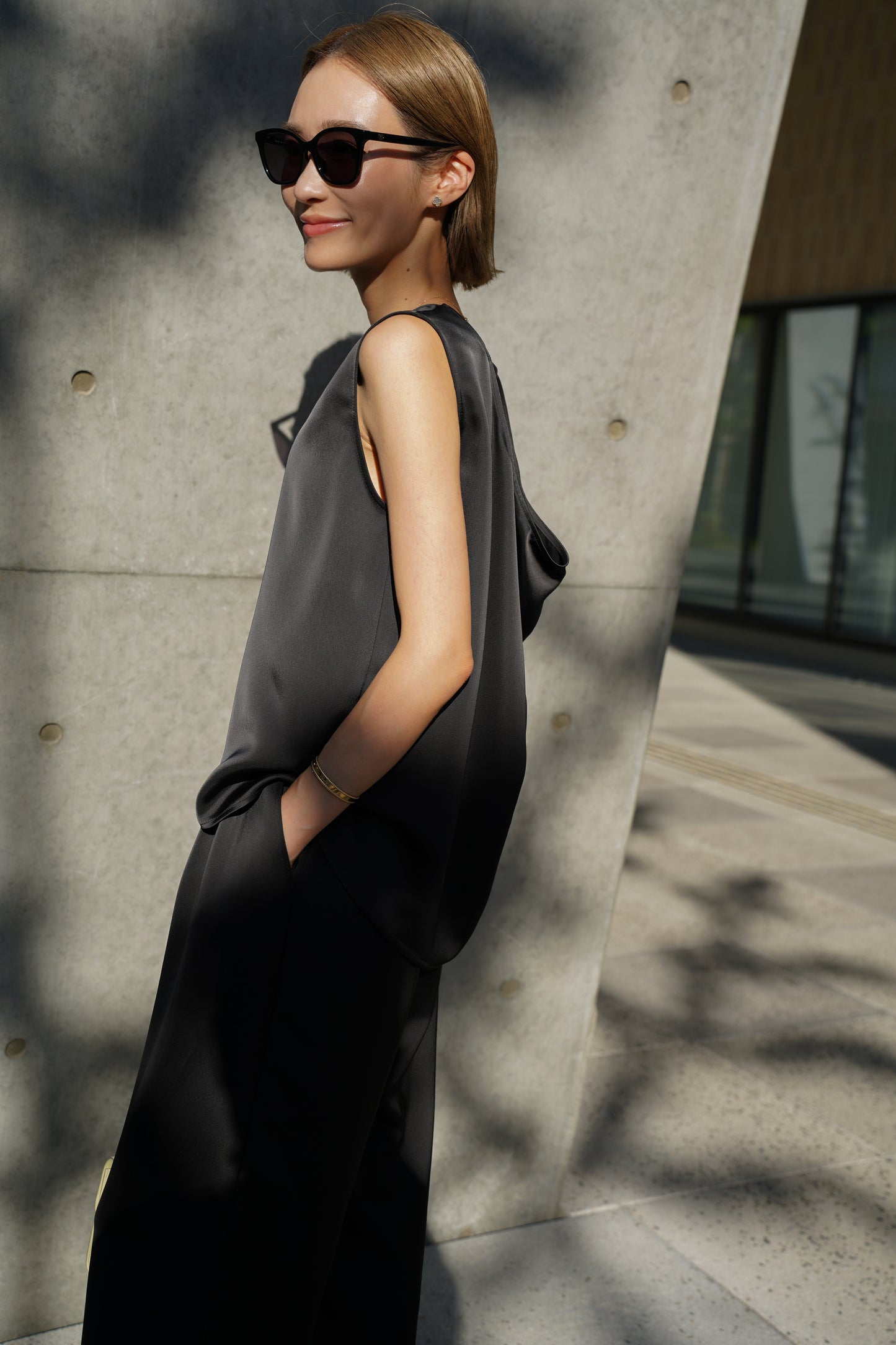Bicolor sleeveless knit [WHITE]