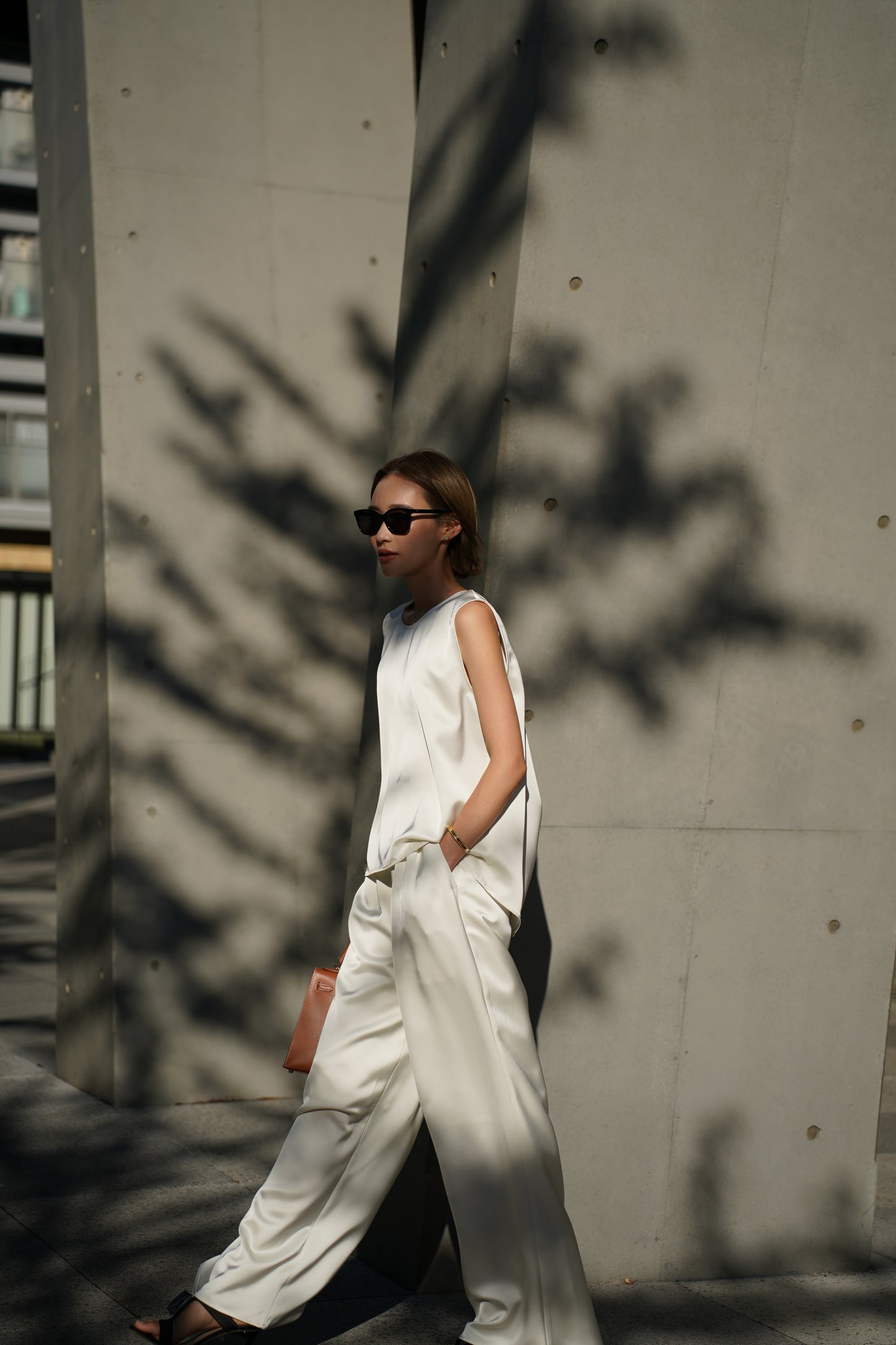 Satin wide pants [WHITE] 