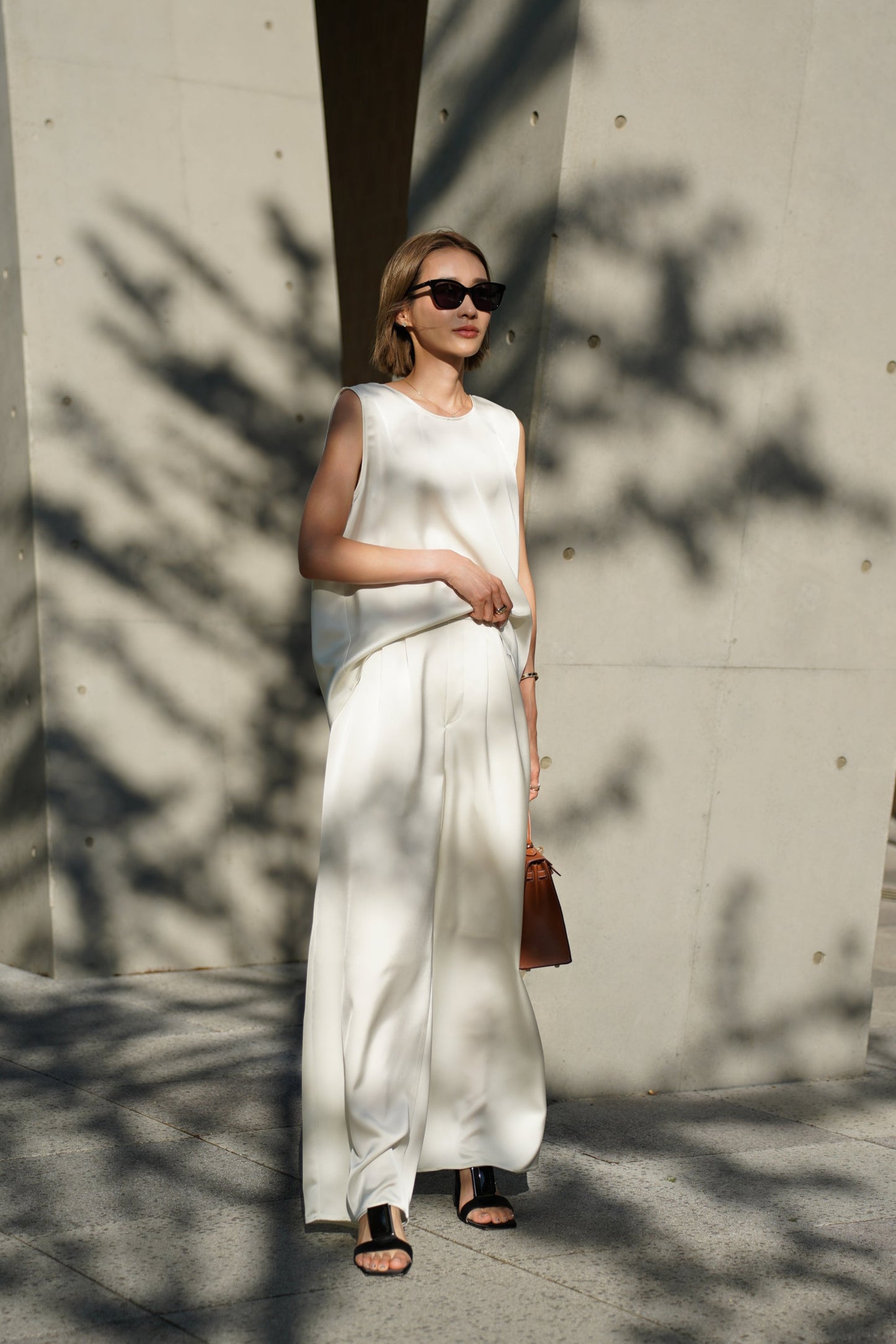 Satin wide pants [WHITE] 