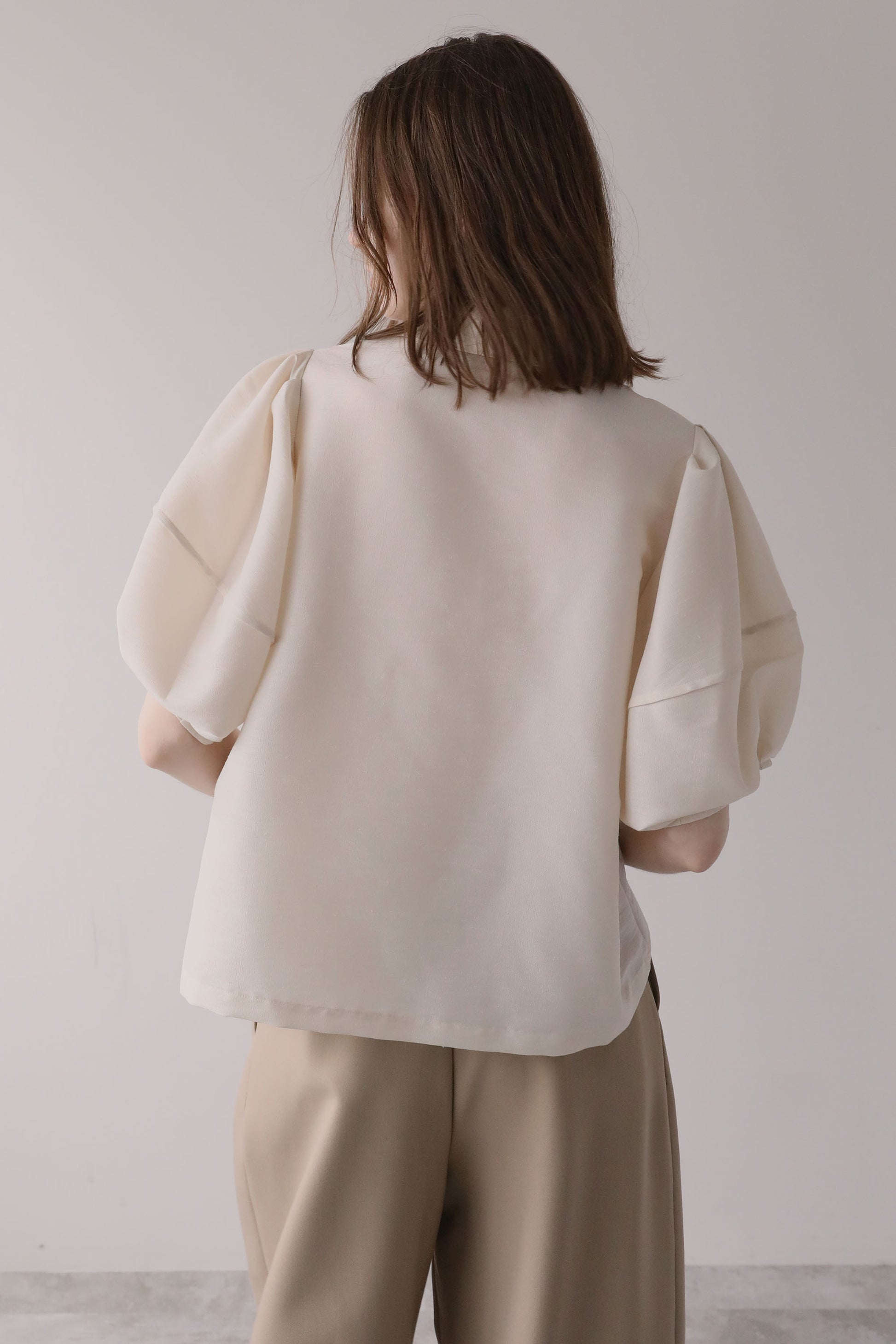 ELLIEブラウス シャーリングカフスブラウス【WHITE】 – ELLIE