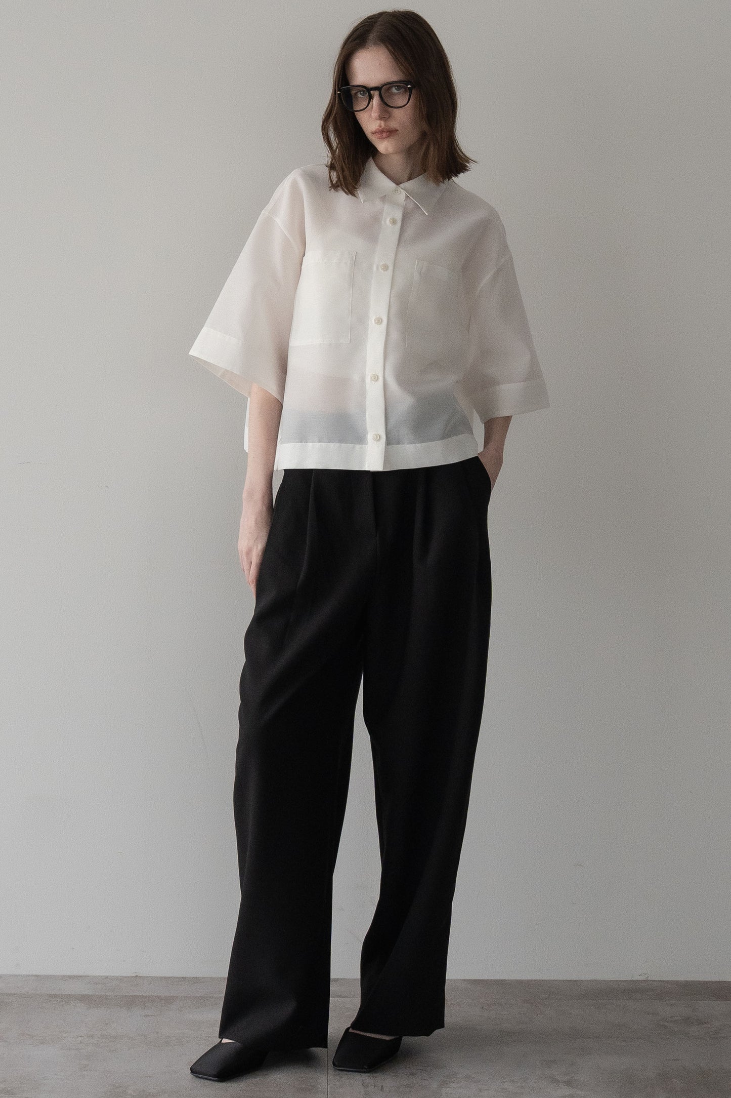 【予約販売6月上旬配送】タックアジャストパンツ【BLACK】