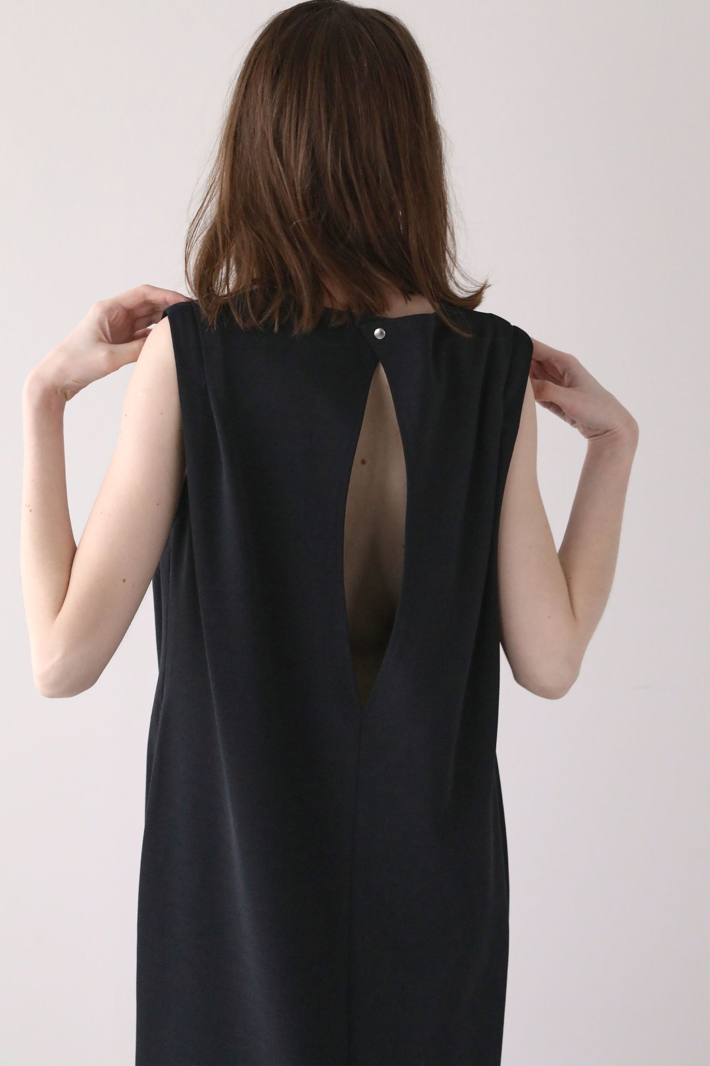 ジョーゼットノースリーブワンピース【BLACK】