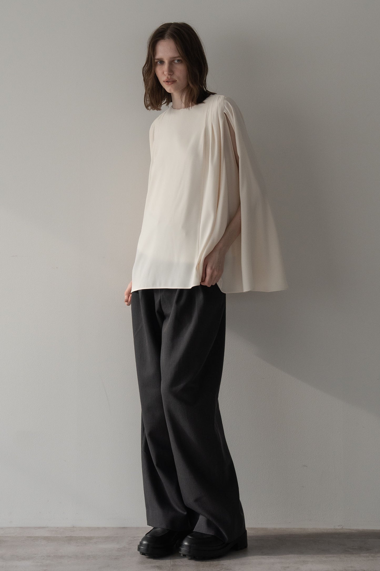 Tuck Adjust Pants [GRAY]