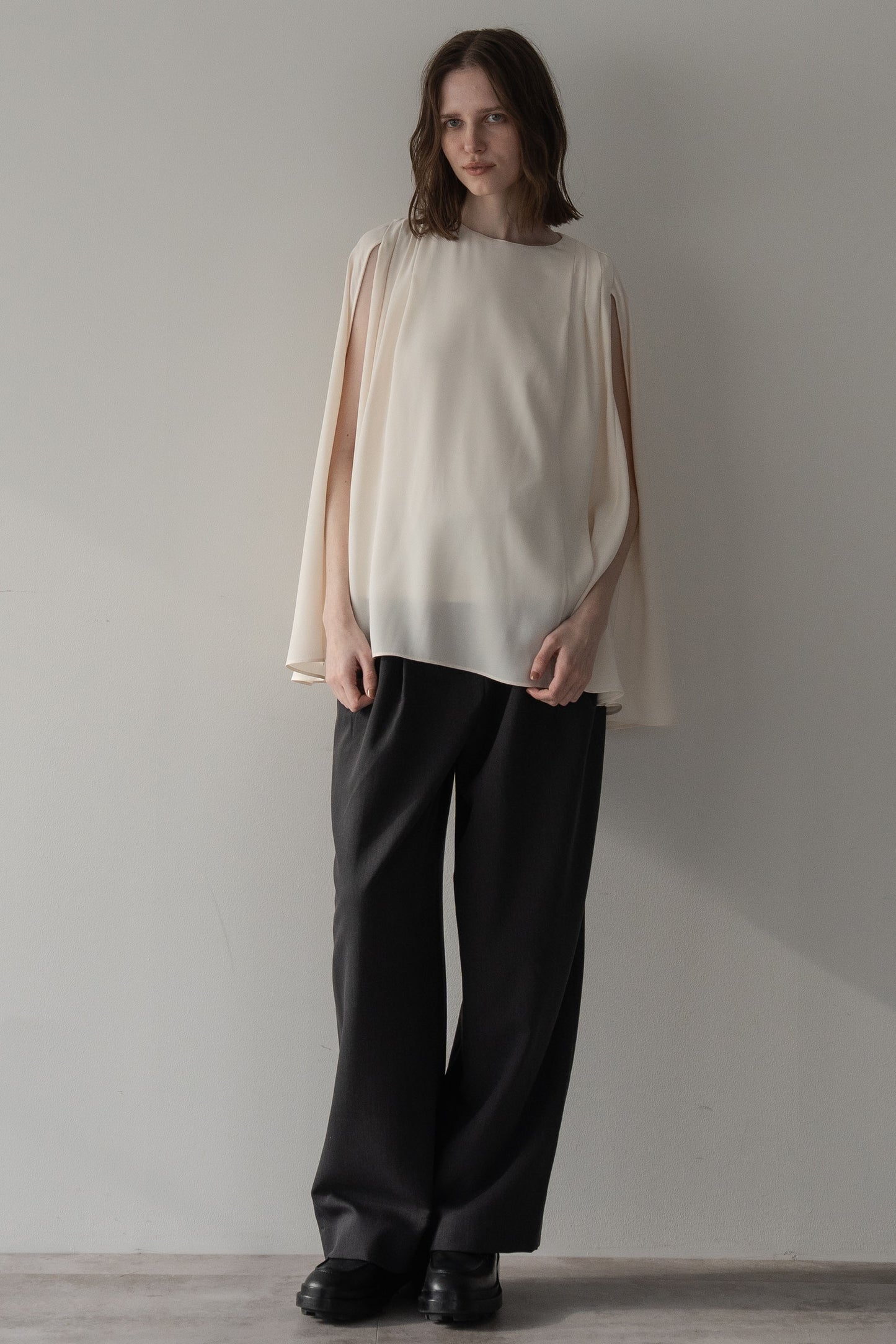 Tuck Adjust Pants [GRAY]