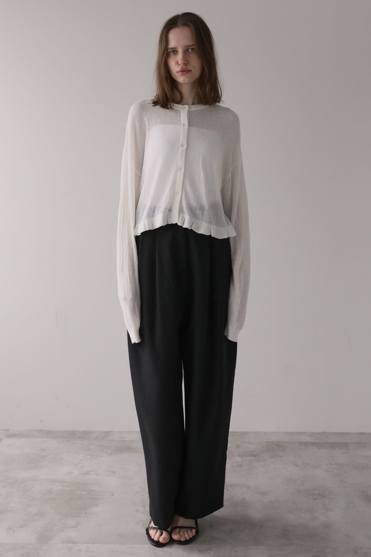 【予約販売6月上旬配送】タックアジャストパンツ【BLACK】