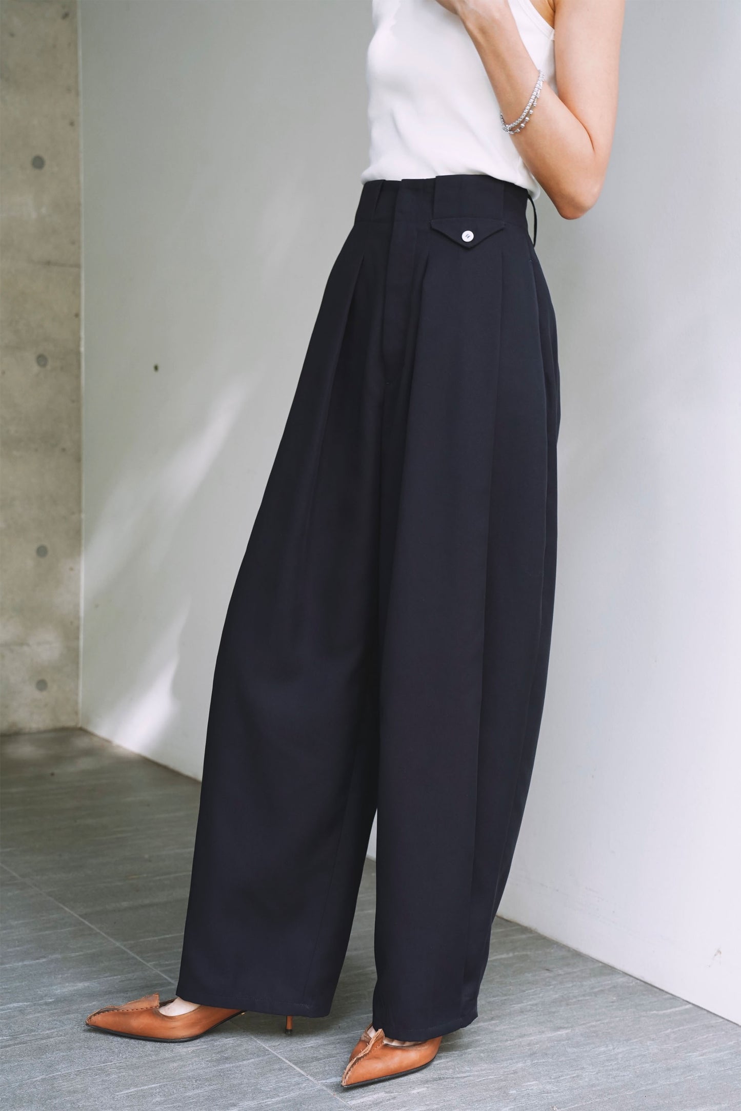 タックトラウザーズ【NAVY】