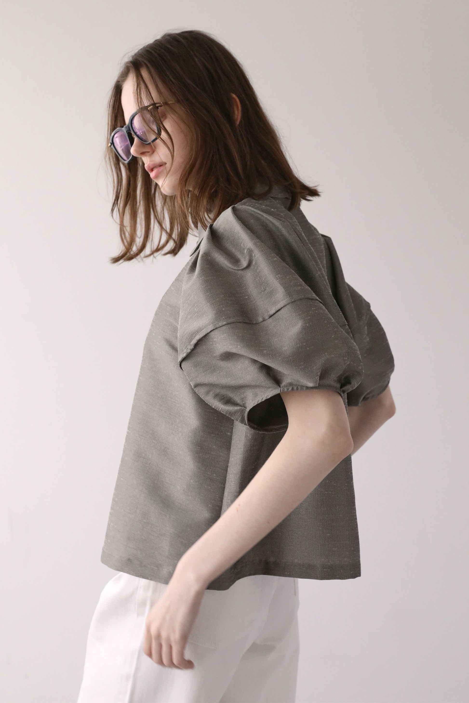 ハーフスリーブスラブブラウス【KHAKI】 – ELLIE