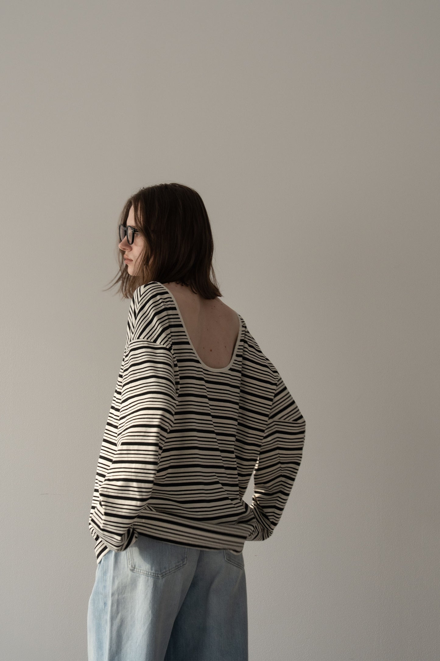 バックオープンボーダーカット【WHITE】