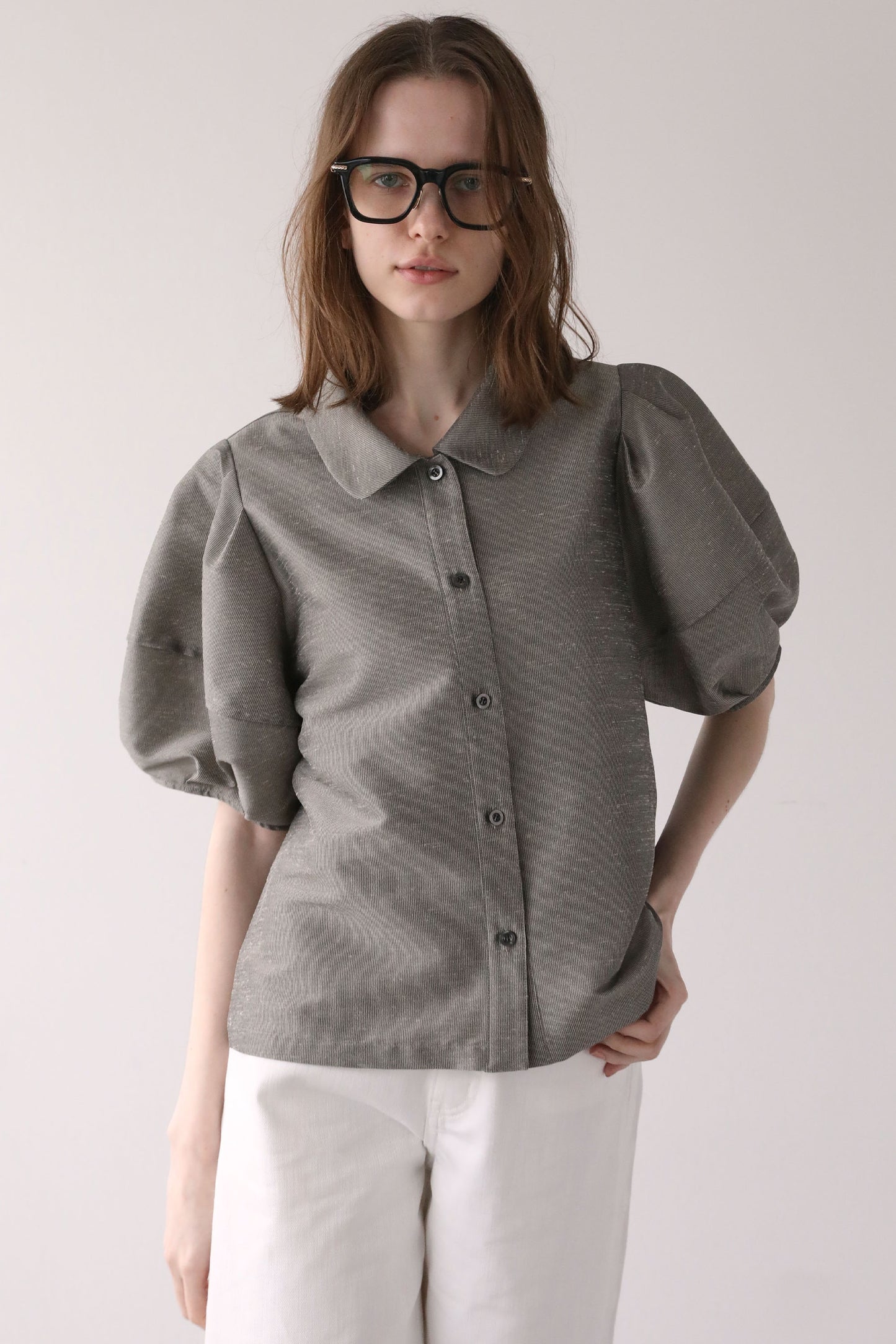 【予約販売６月末配送】
ハーフスリーブスラブブラウス【KHAKI】