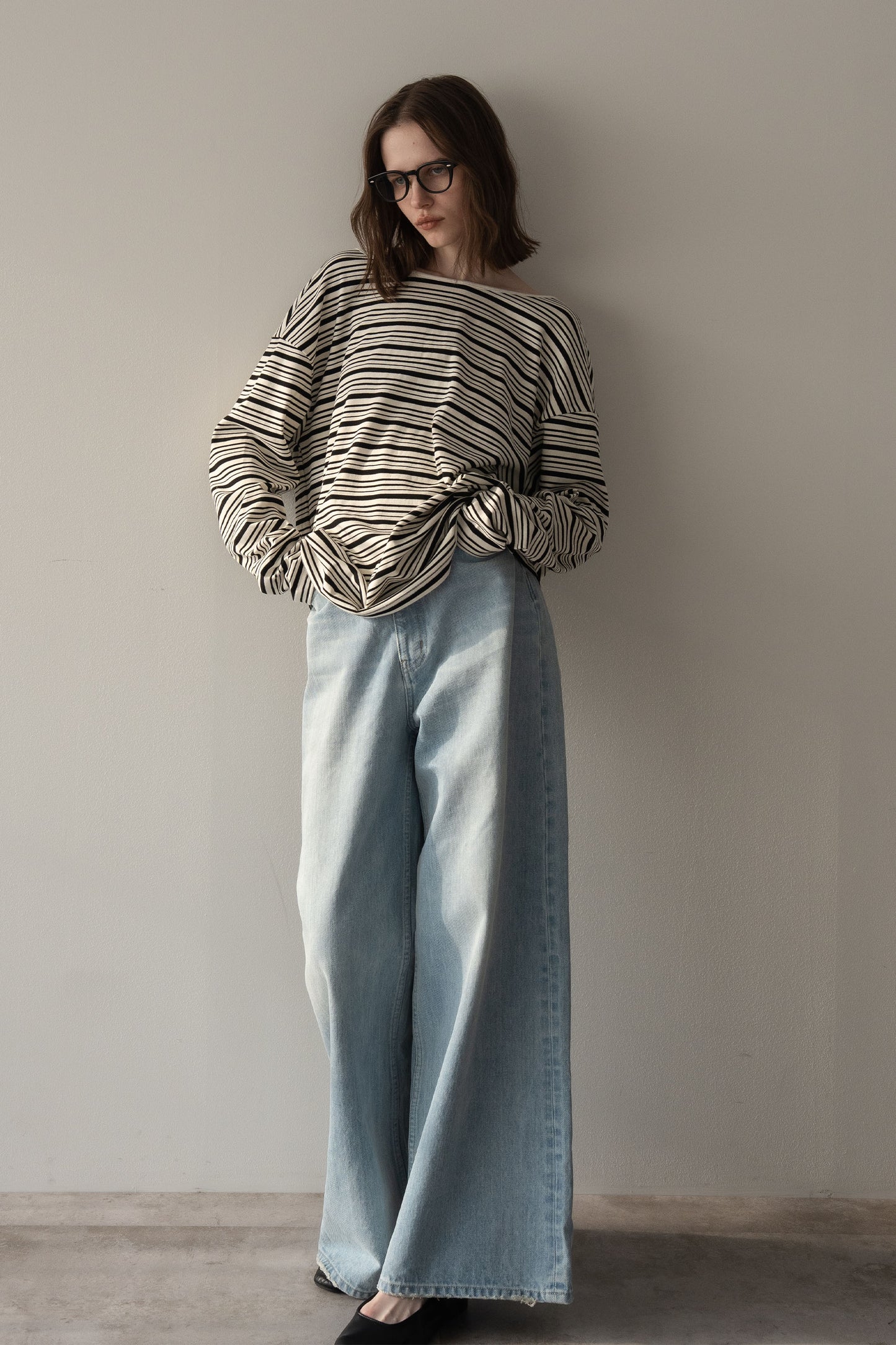 バックオープンボーダーカット【WHITE】