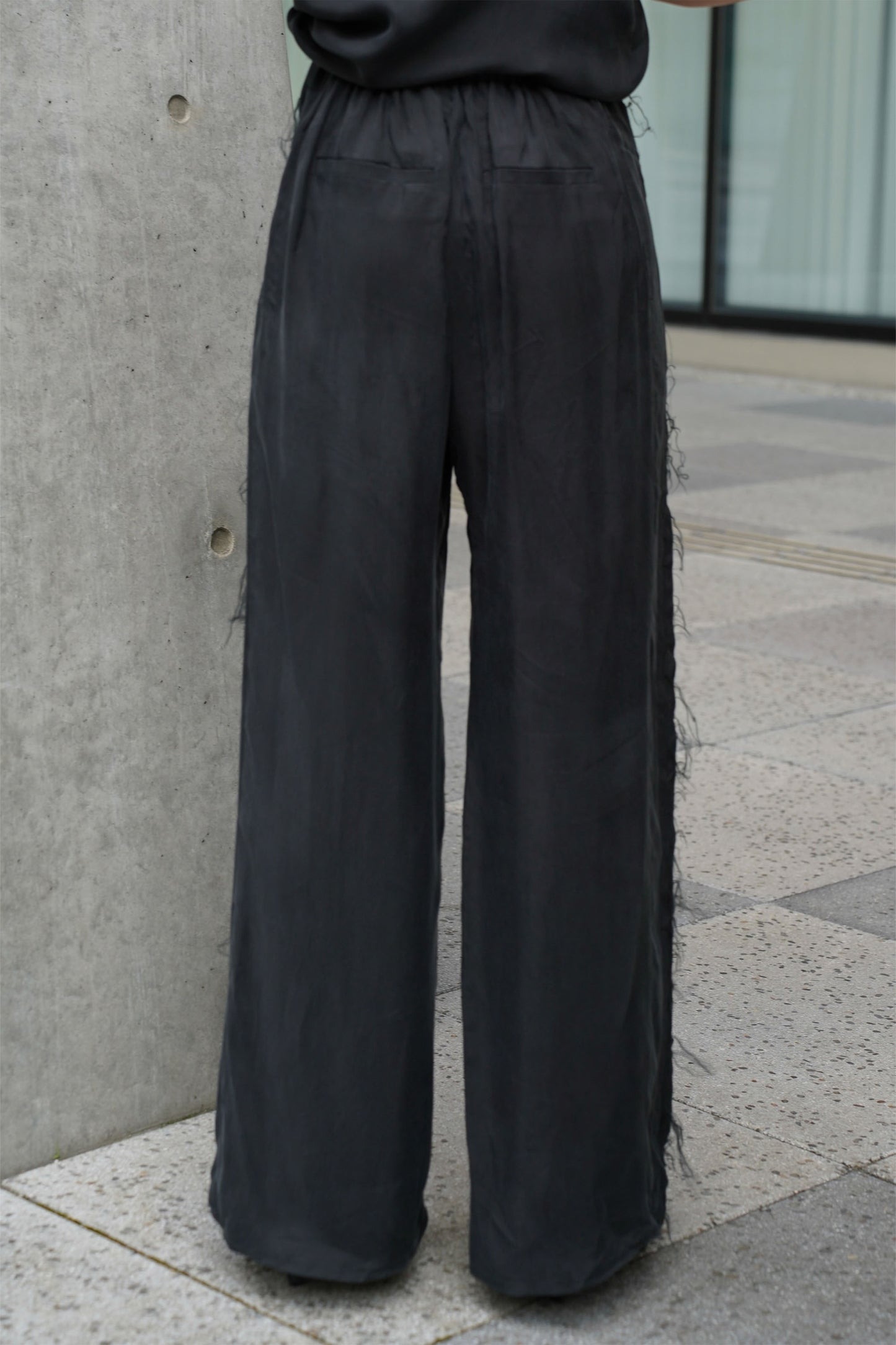 カットオフキュプラパンツ【BLACK】