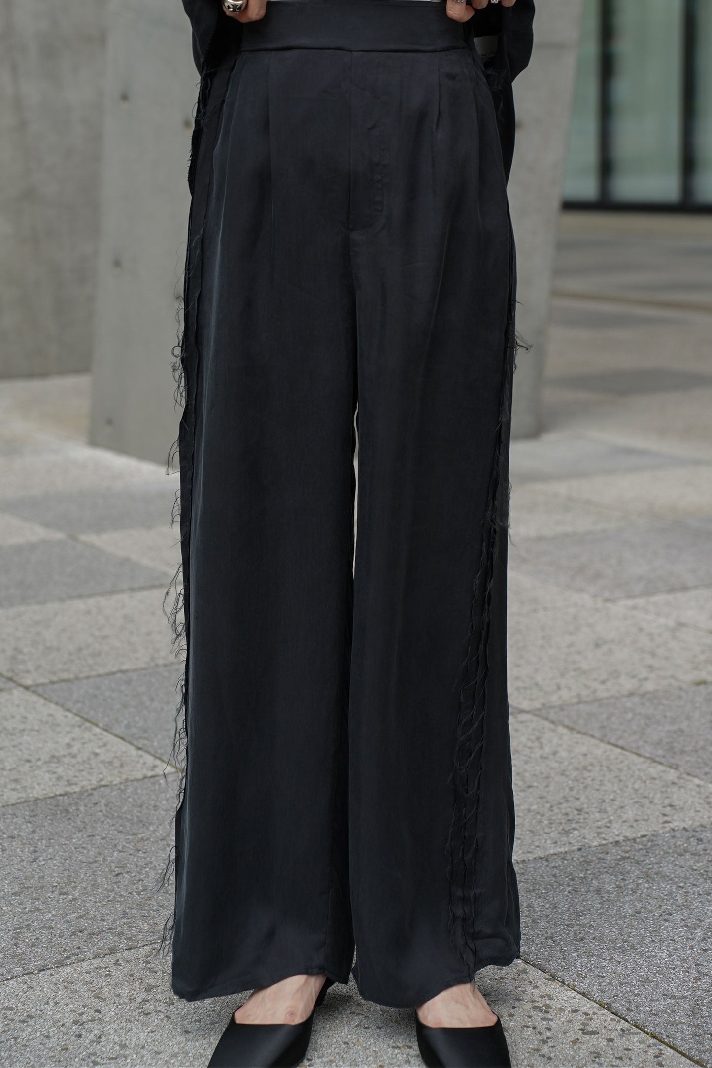 カットオフキュプラパンツ【BLACK】