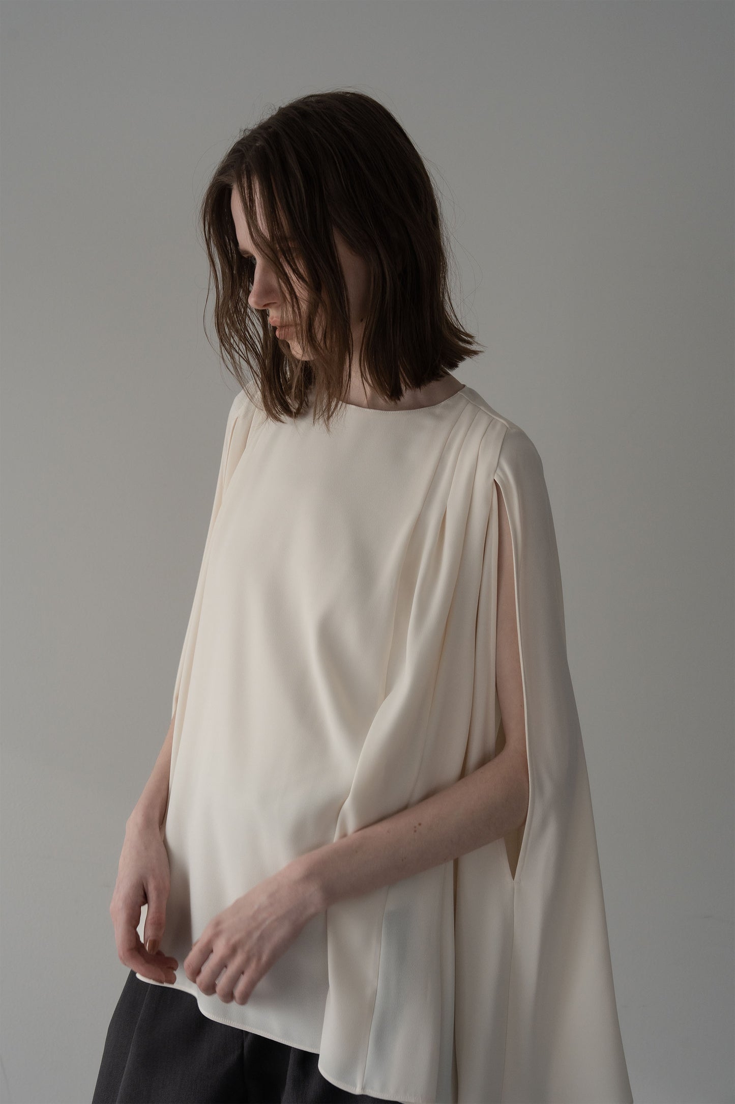 ポンチョブラウス【WHITE】