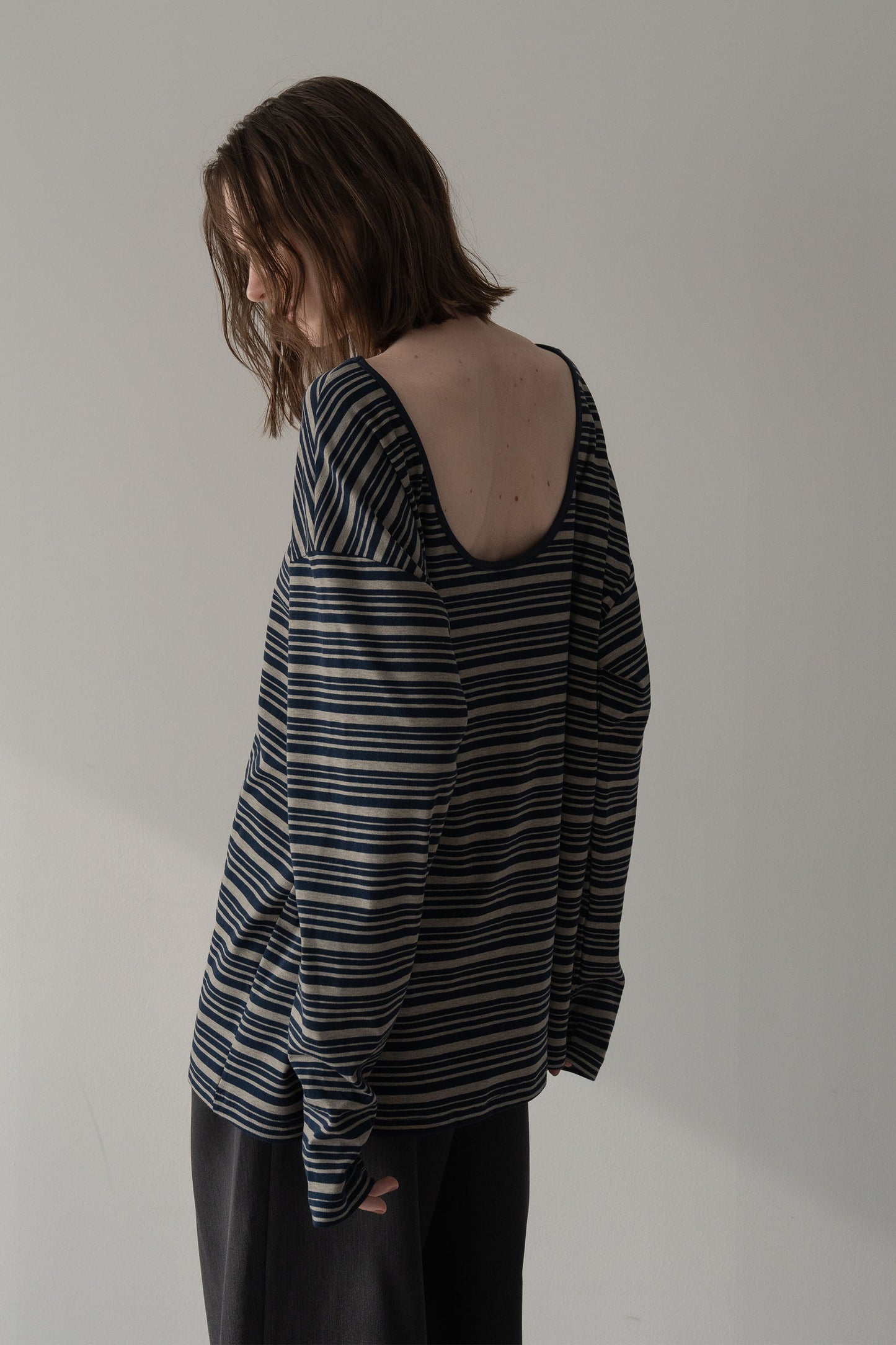 バックオープンボーダーカット【NAVY】