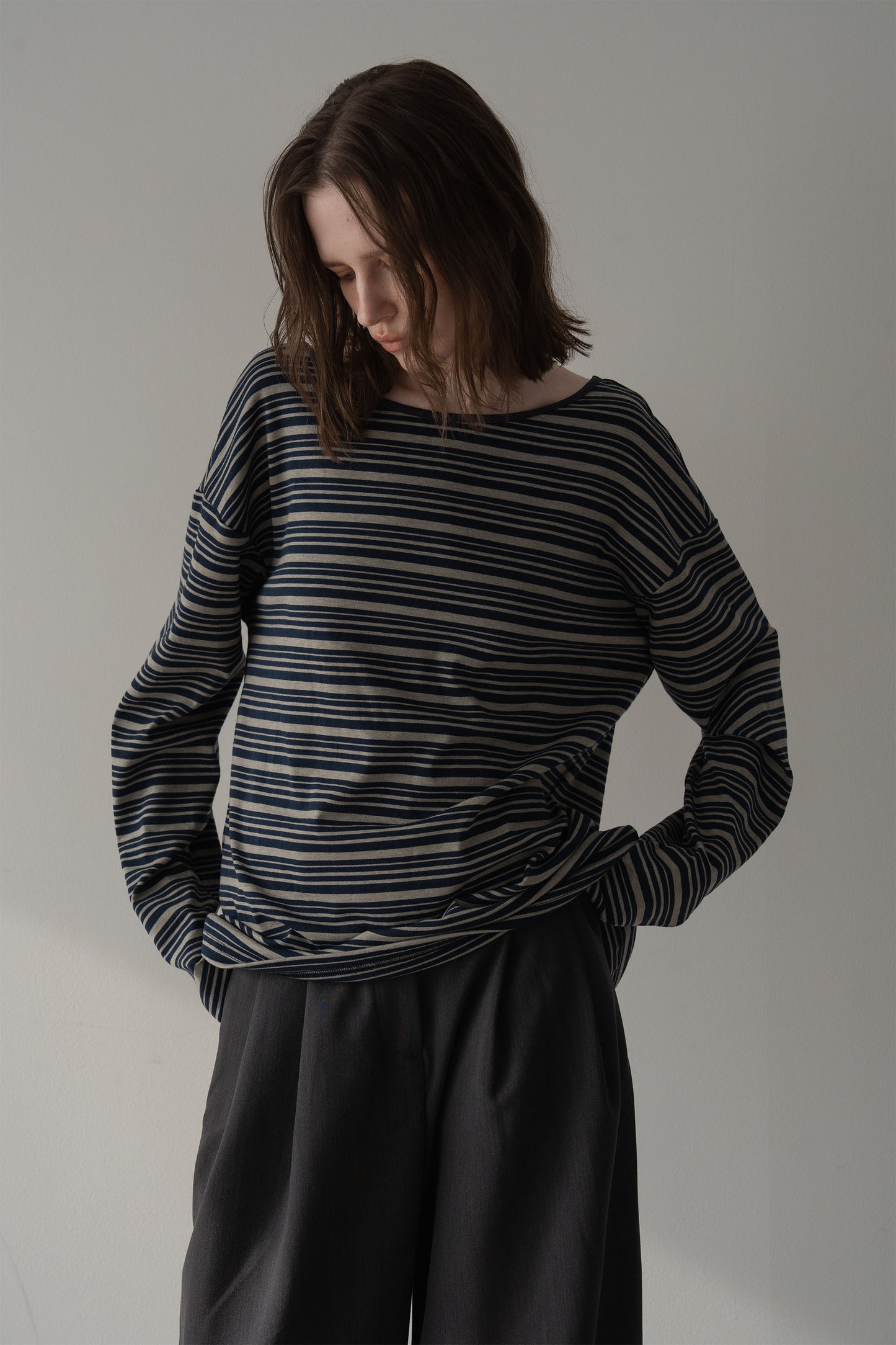 バックオープンボーダーカット【NAVY】