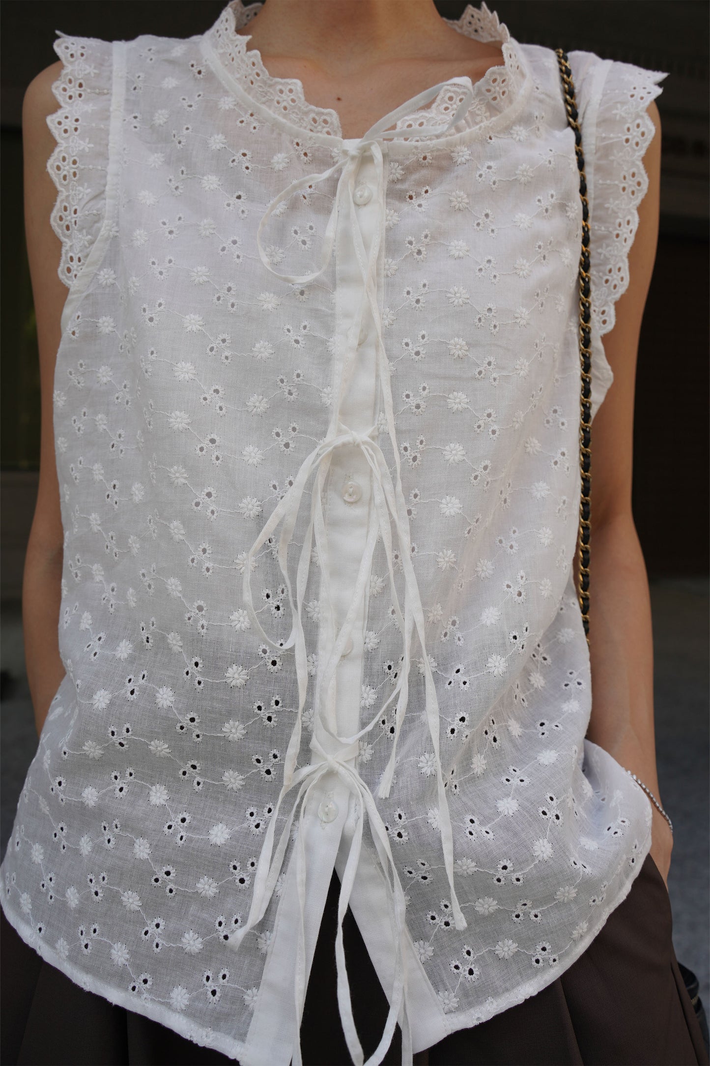 フロントリボントップス【WHITE】