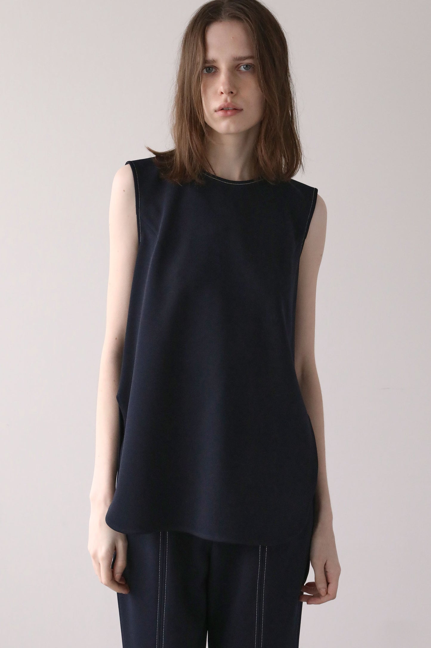 Georgette Sleeveless Top [NAVY]