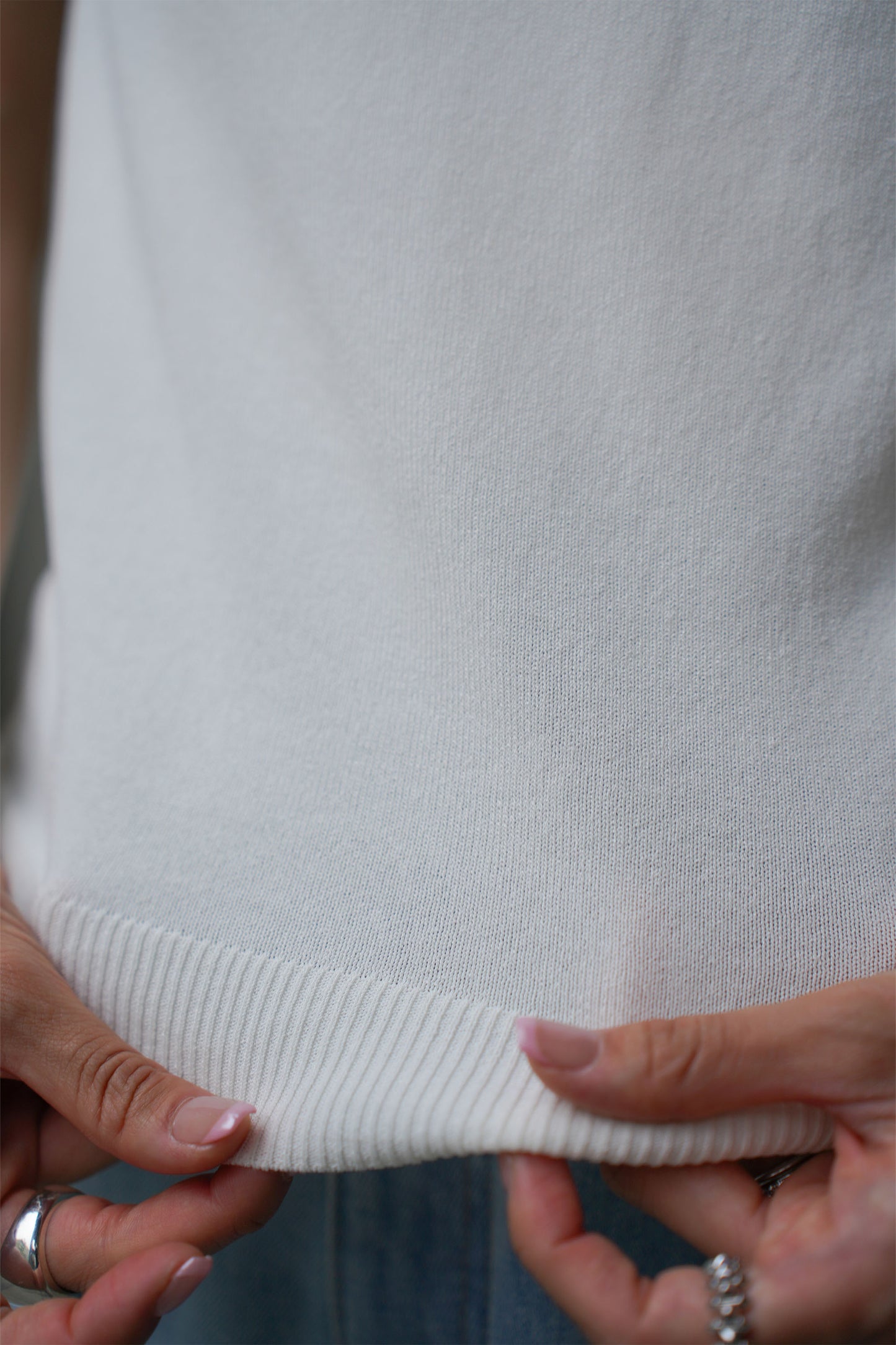 バイカラーネックニット【WHITE】