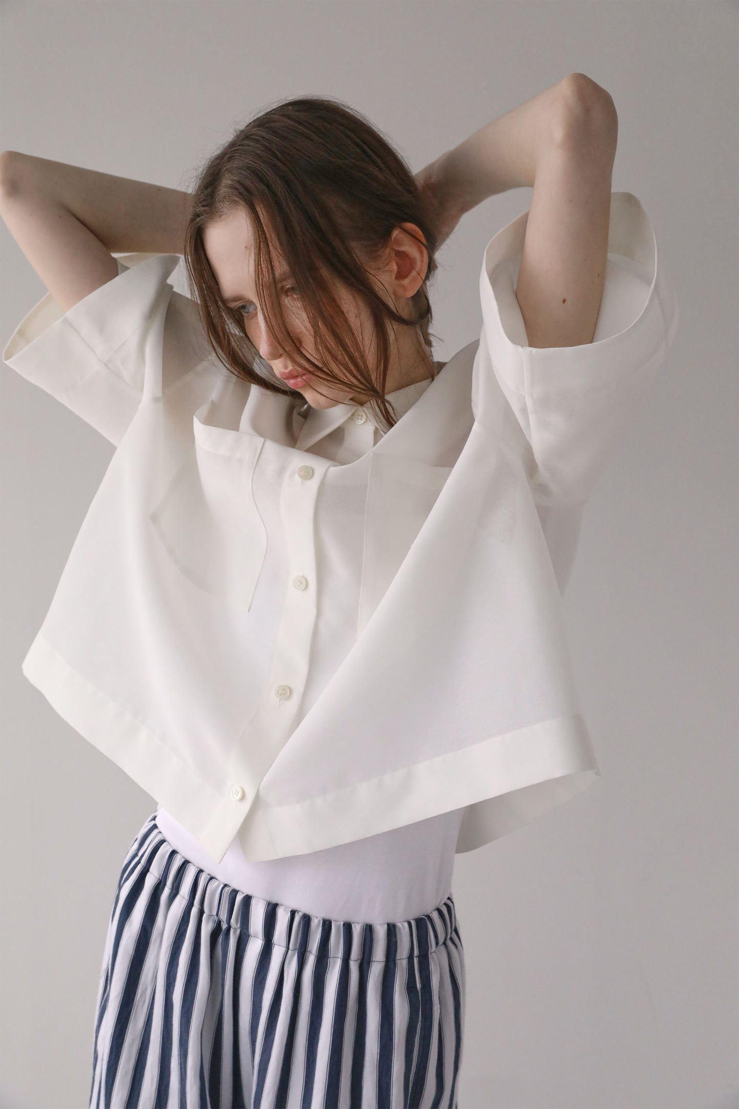 クロップドシャツ【WHITE】