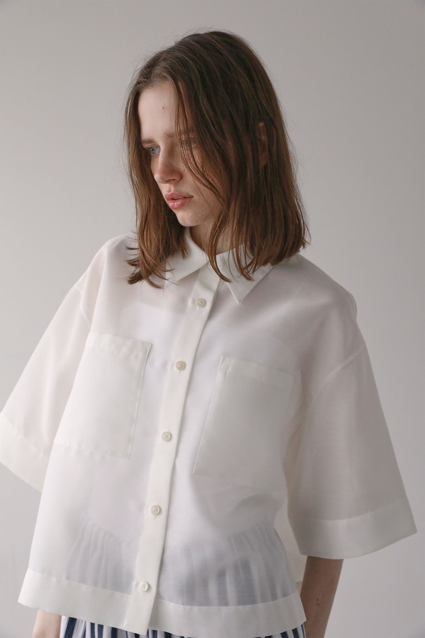 クロップドシャツ【WHITE】