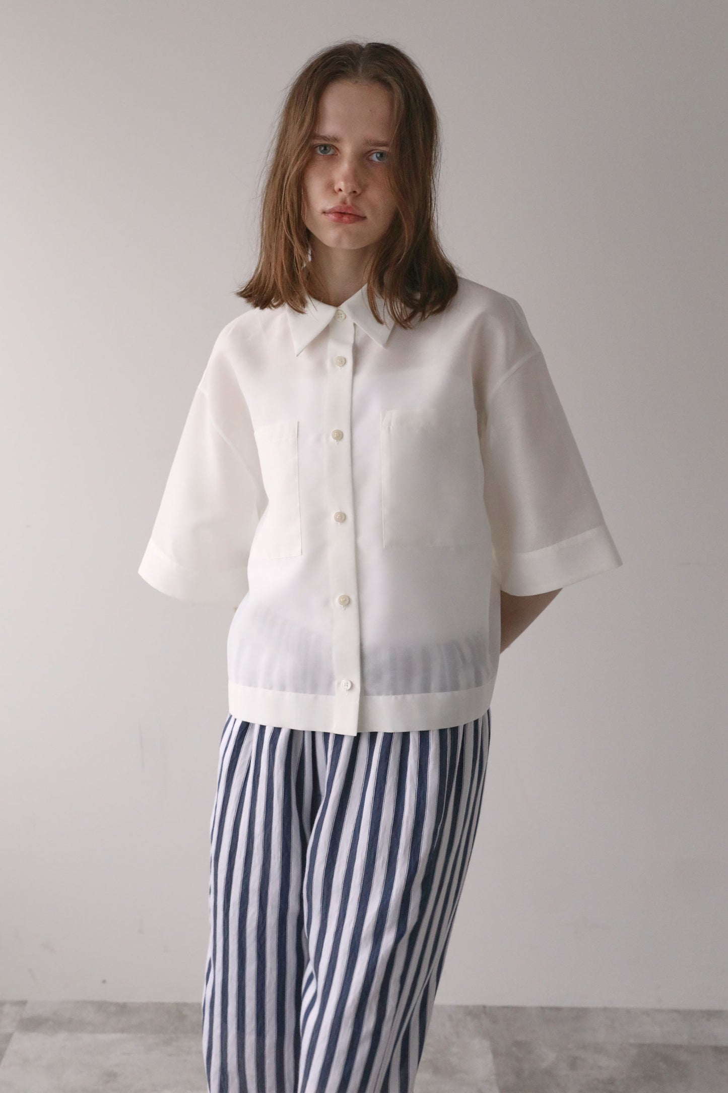 クロップドシャツ【WHITE】
