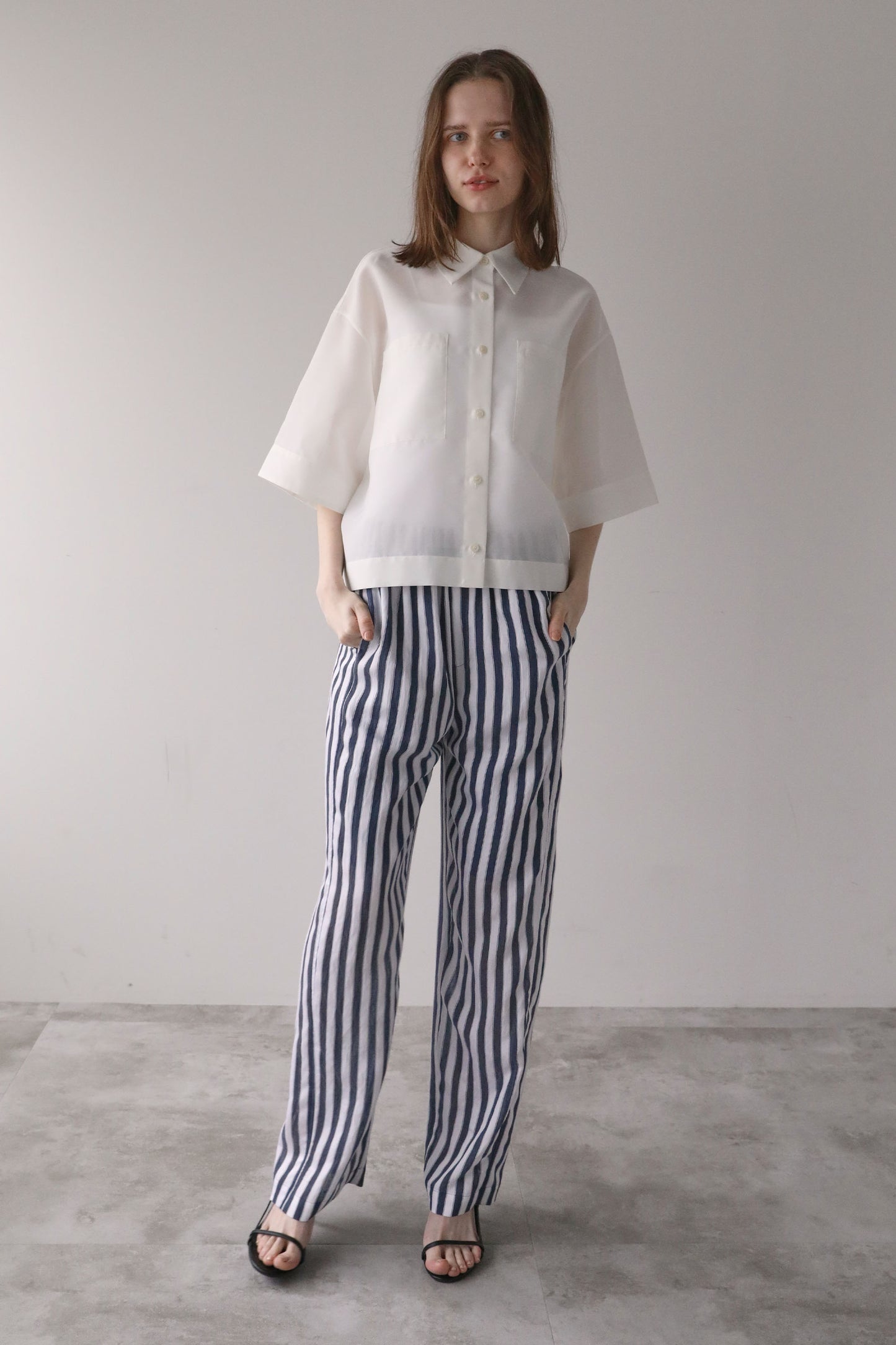 クロップドシャツ【WHITE】