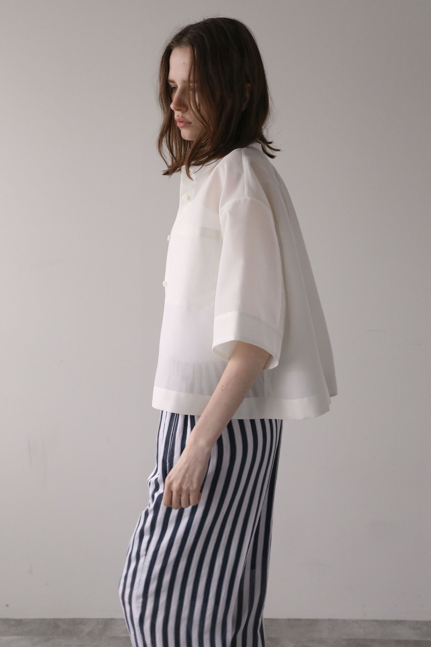 クロップドシャツ【WHITE】