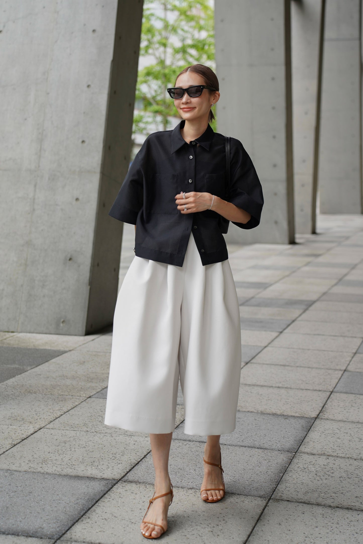 クロップドシャツ【BLACK】