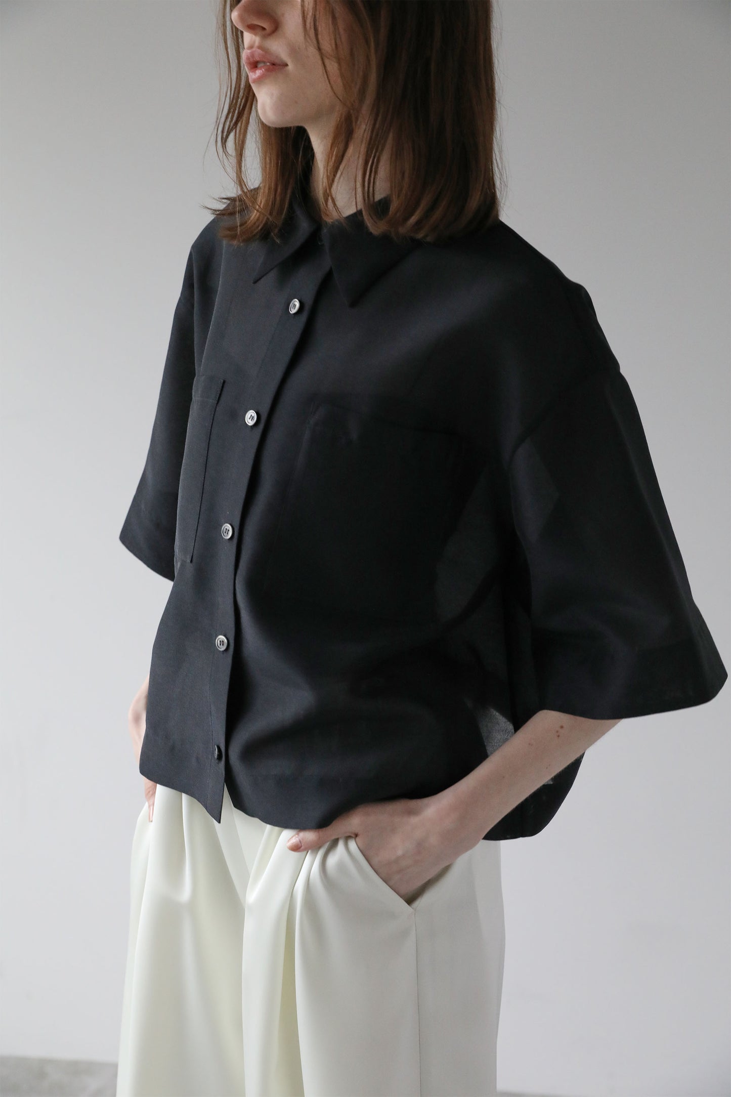 クロップドシャツ【BLACK】