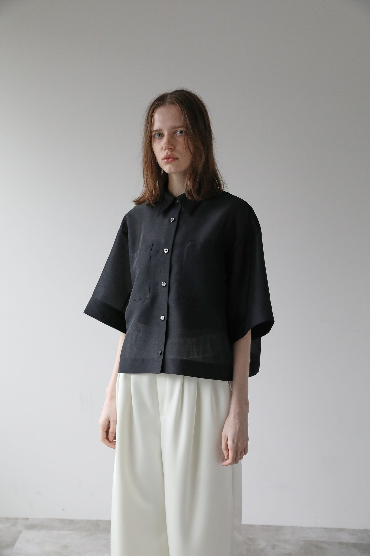 クロップドシャツ【BLACK】