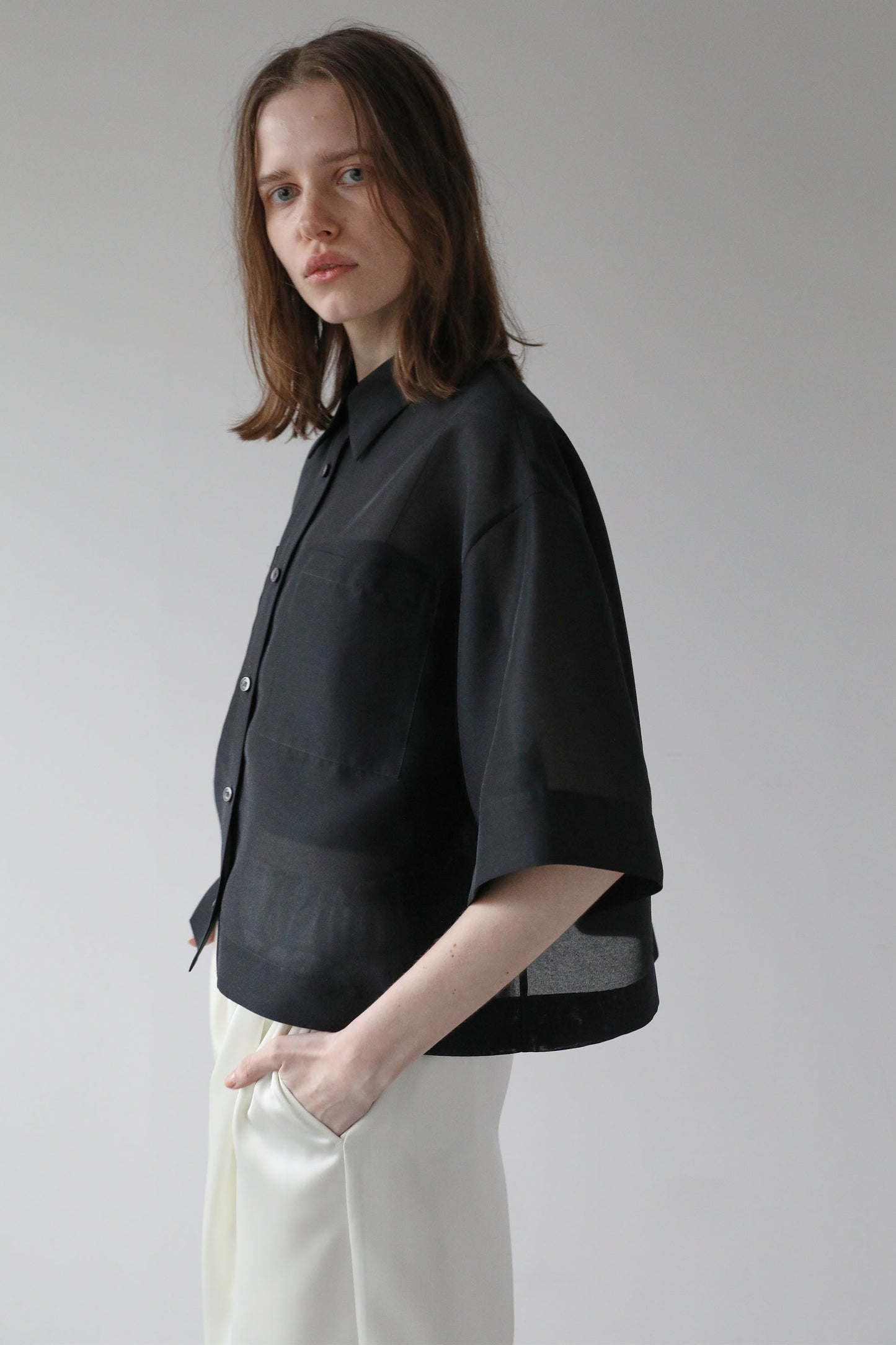 クロップドシャツ【BLACK】