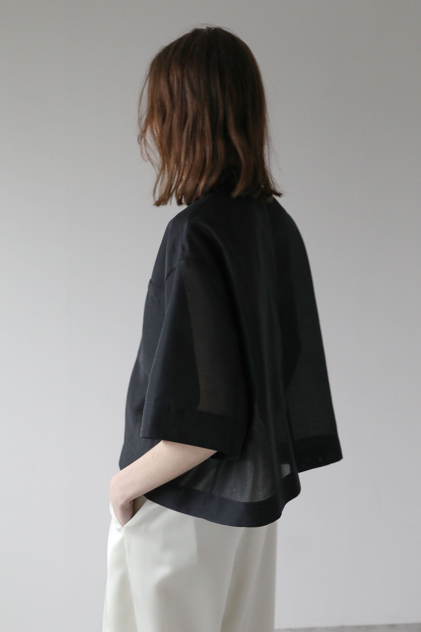 クロップドシャツ【BLACK】