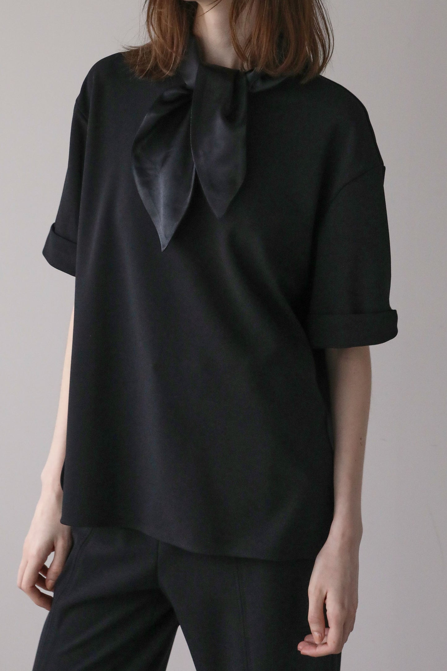 【予約販売5月末配送】ジョーゼットサテンカラートップス【BLACK】