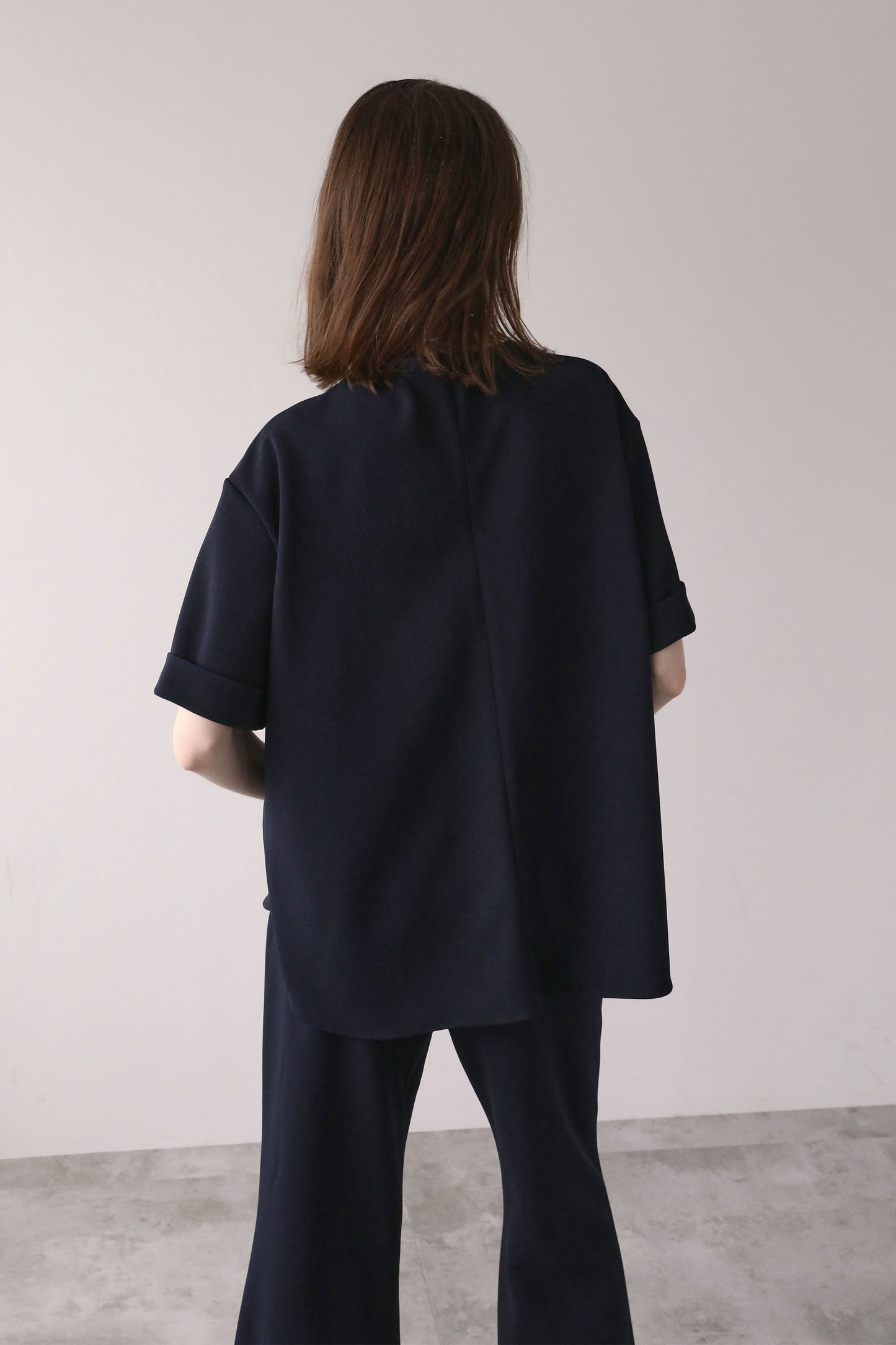 【予約販売5月末配送】ジョーゼットサテンカラートップス【NAVY】