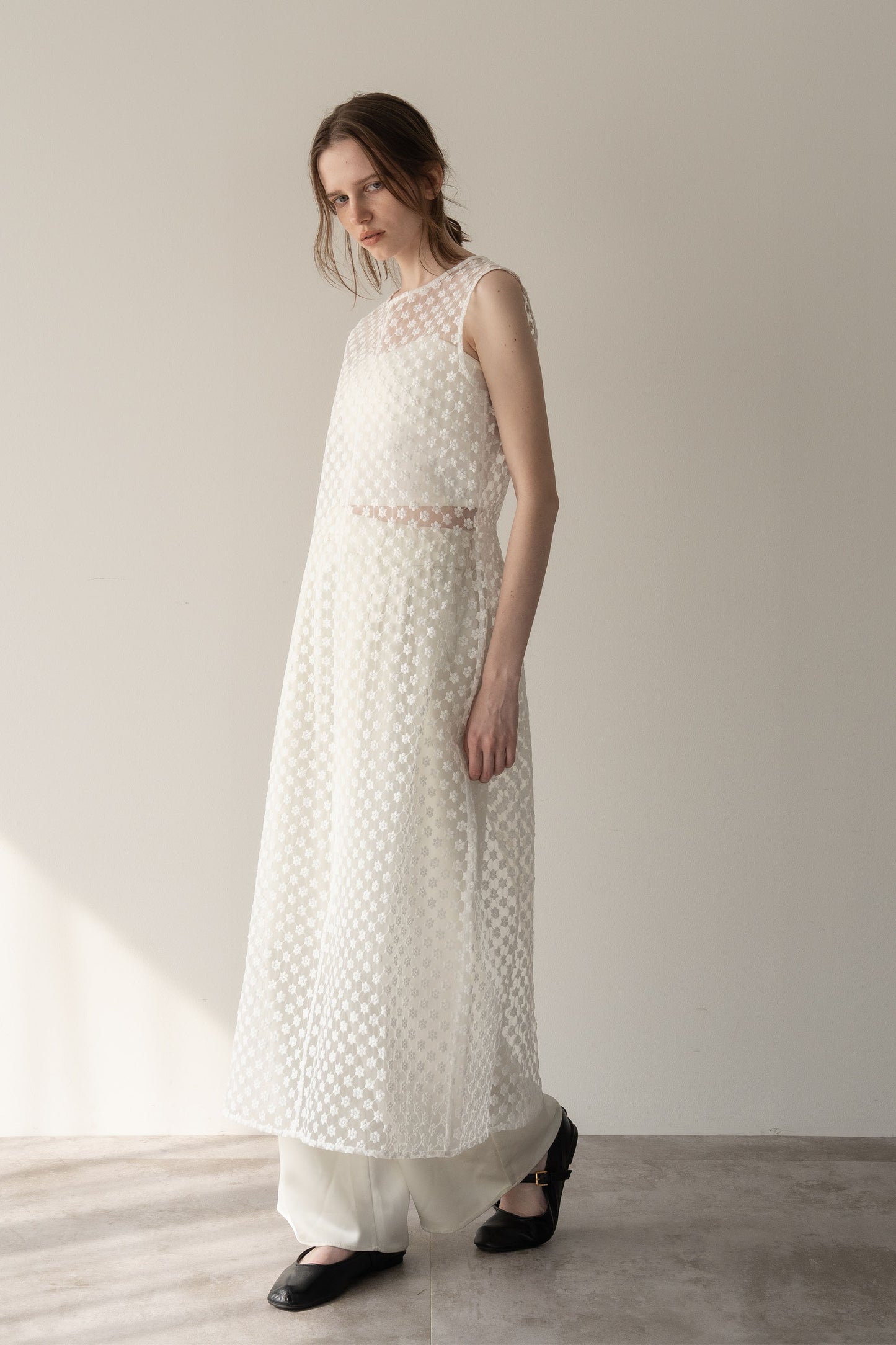 フラワーレイヤードワンピース【WHITE】