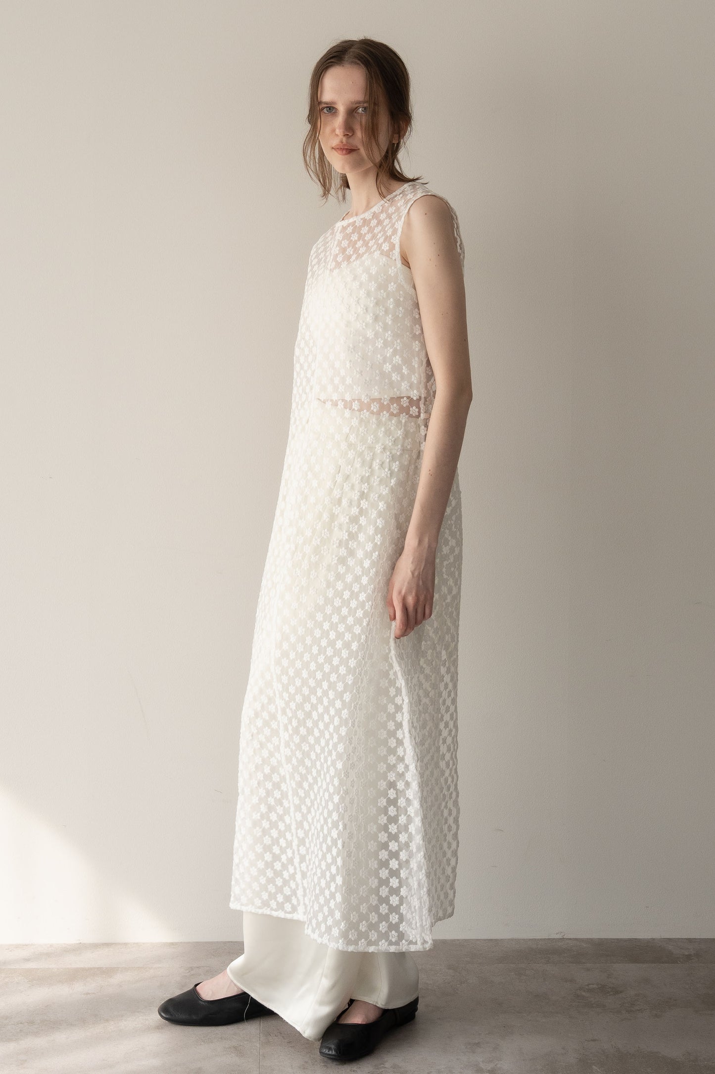 フラワーレイヤードワンピース【WHITE】
