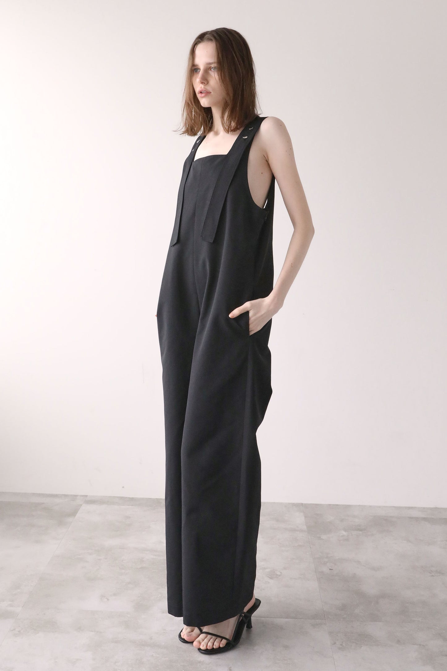 ボタンロンパース【BLACK】