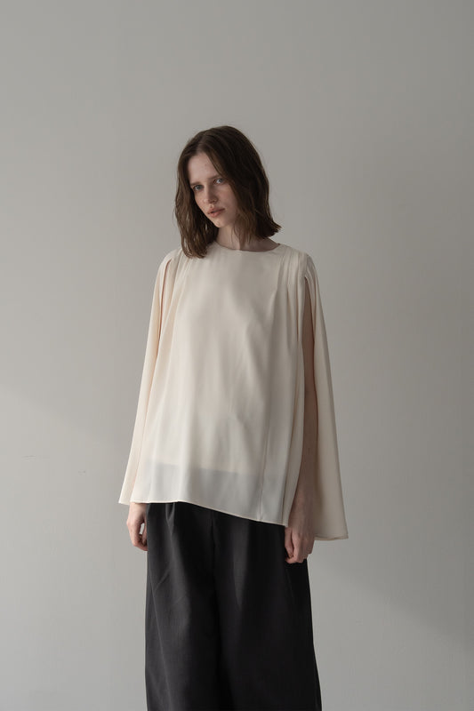 ポンチョブラウス【WHITE】