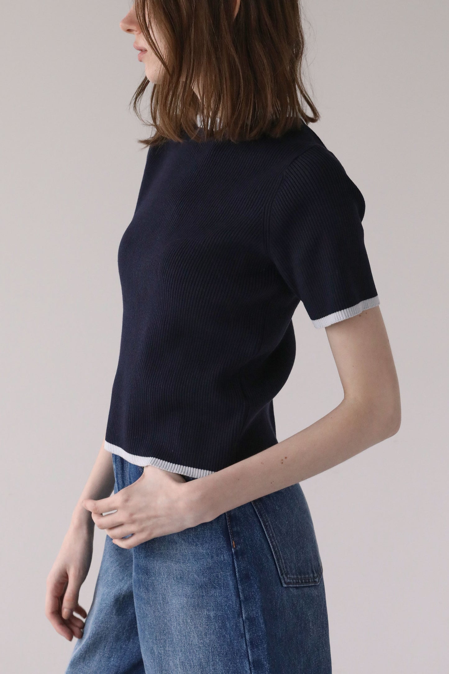 ハーフスリーブフリルニット【NAVY】