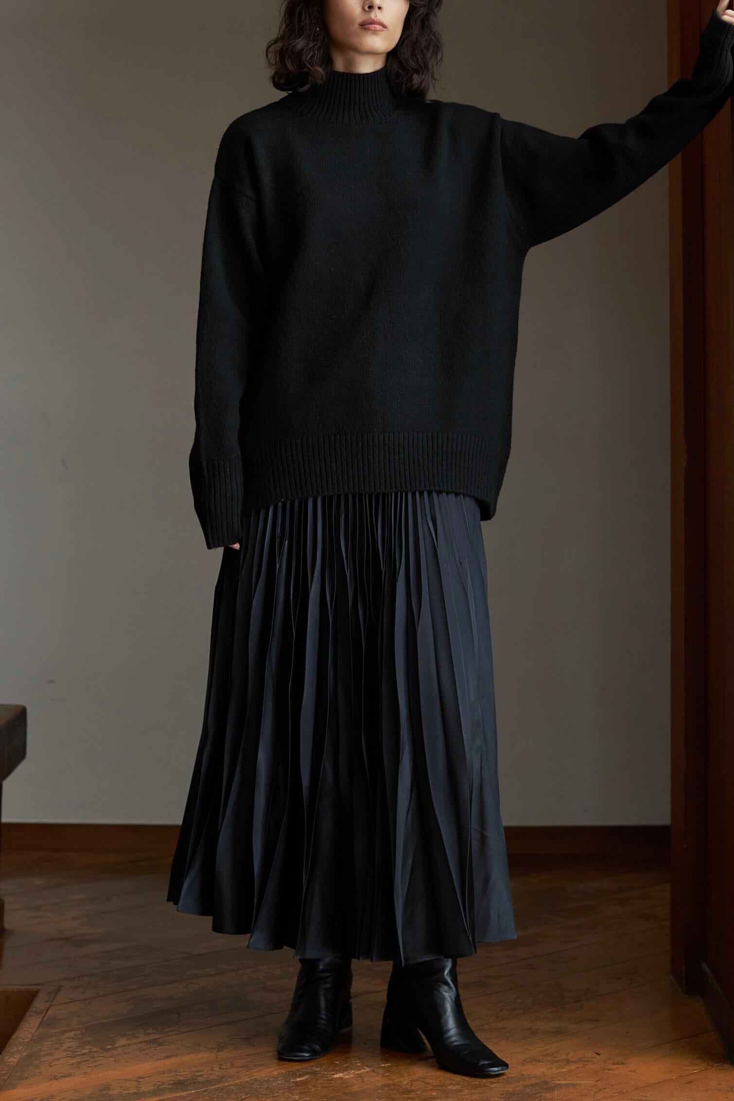 ELLIE プリーツスカート【BLACK】黒　ブラック
