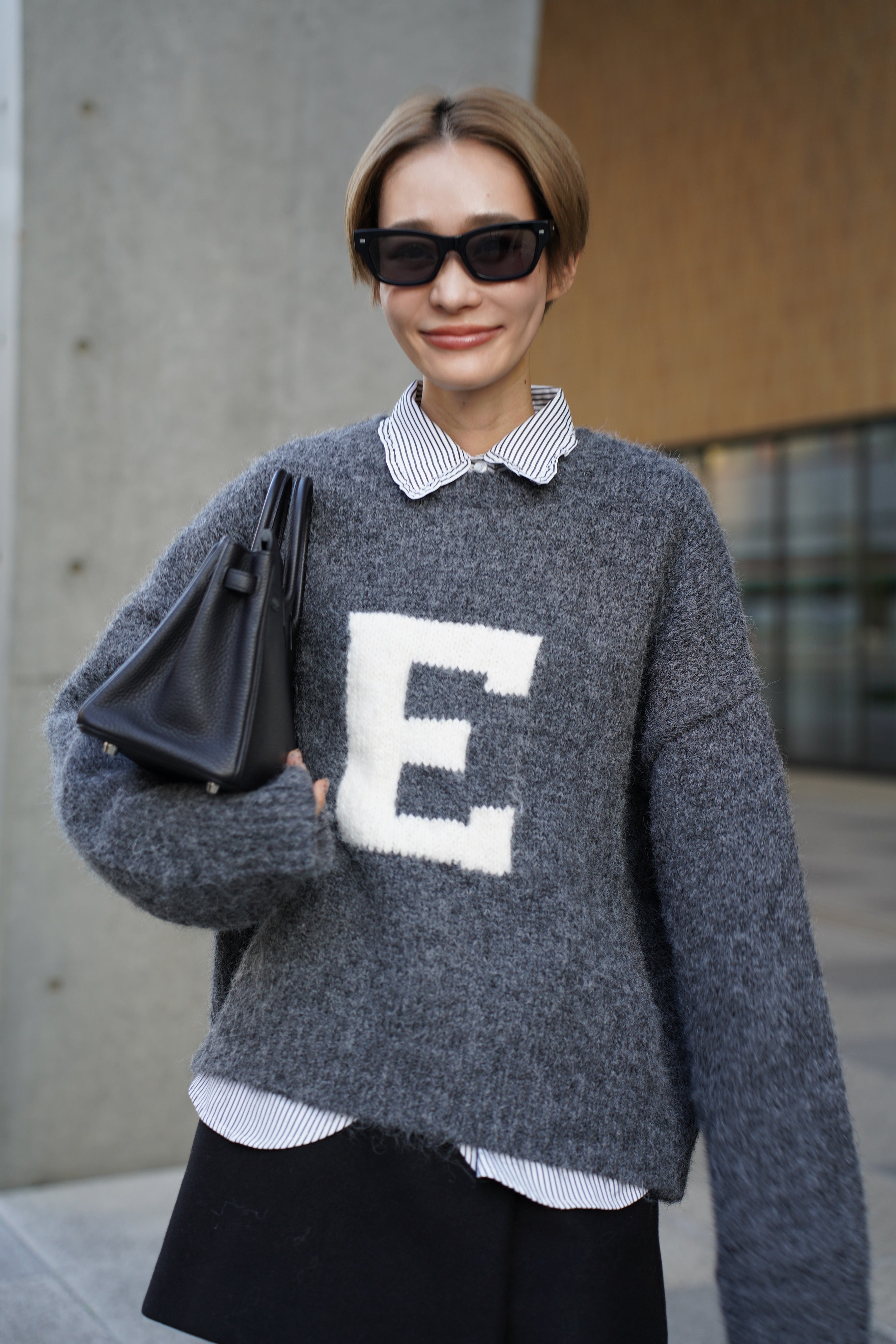 ハンドメイドロゴニット【GRAY】 – ELLIE